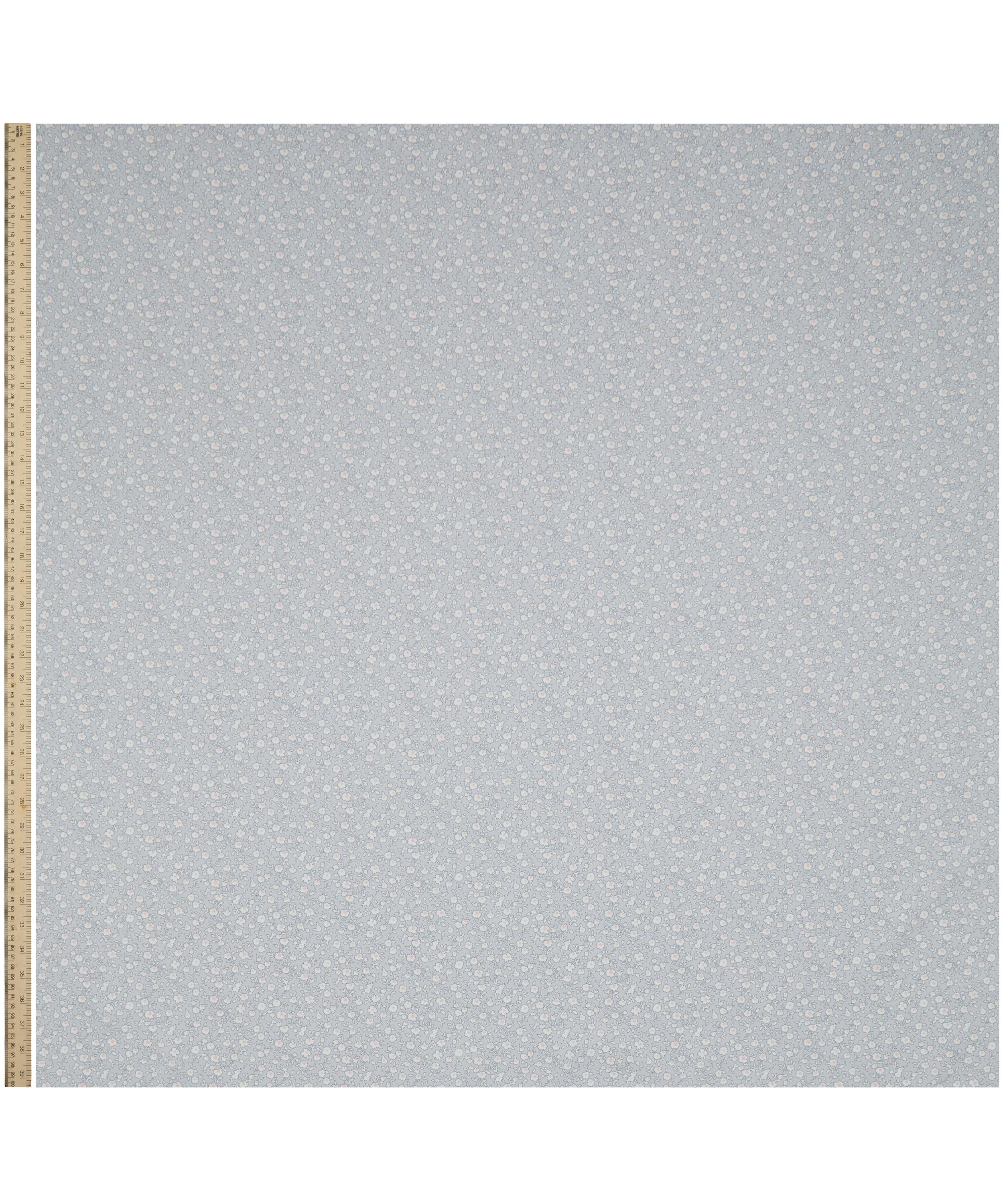 Liberty Fabrics - Daisy Trail Lasenby Quilting Cotton image number 1