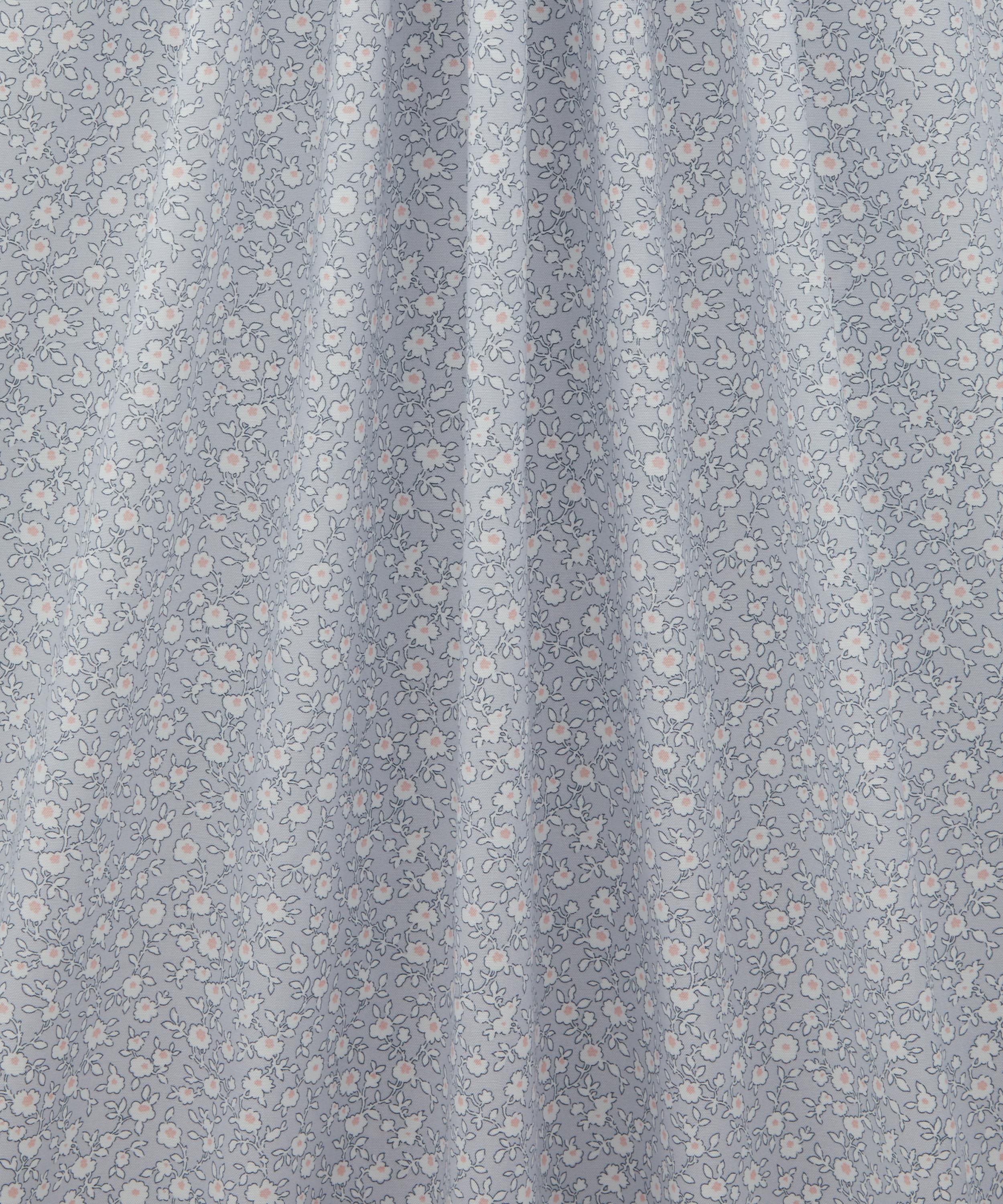 Liberty Fabrics - Daisy Trail Lasenby Quilting Cotton image number 2