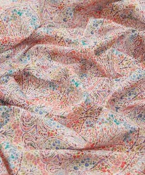 Liberty Fabrics - Ianthe Blossom Tana Lawn™ Cotton image number 4