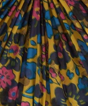 Liberty Fabrics - Betsy Shadow Tana Lawn™ Cotton image number 3