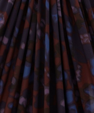 Liberty Fabrics - Betsy Shadow Tana Lawn™ Cotton image number 2