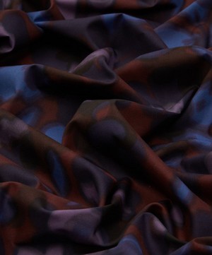 Liberty Fabrics - Betsy Shadow Tana Lawn™ Cotton image number 3