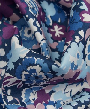 Liberty Fabrics - Gloria Lomo Tana Lawn™ Cotton image number 3