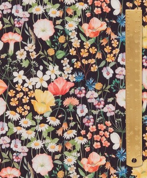 Liberty Fabrics - Jude’s Garden Tana Lawn™ Cotton image number 4