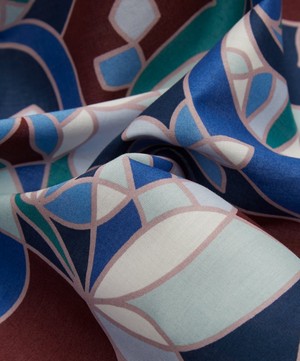 Liberty Fabrics - Chow’s Paisley Tana Lawn™ Cotton image number 4