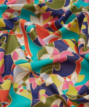 Liberty Fabrics - Chow’s Paisley Tana Lawn™ Cotton image number 3