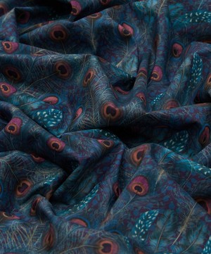 Liberty Fabrics - Peacock Manor Tana Lawn™ Cotton image number 3