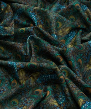 Liberty Fabrics - Peacock Manor Tana Lawn™ Cotton image number 3