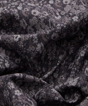 Liberty Fabrics - Thorpe Hill Cotton Poplin image number 3
