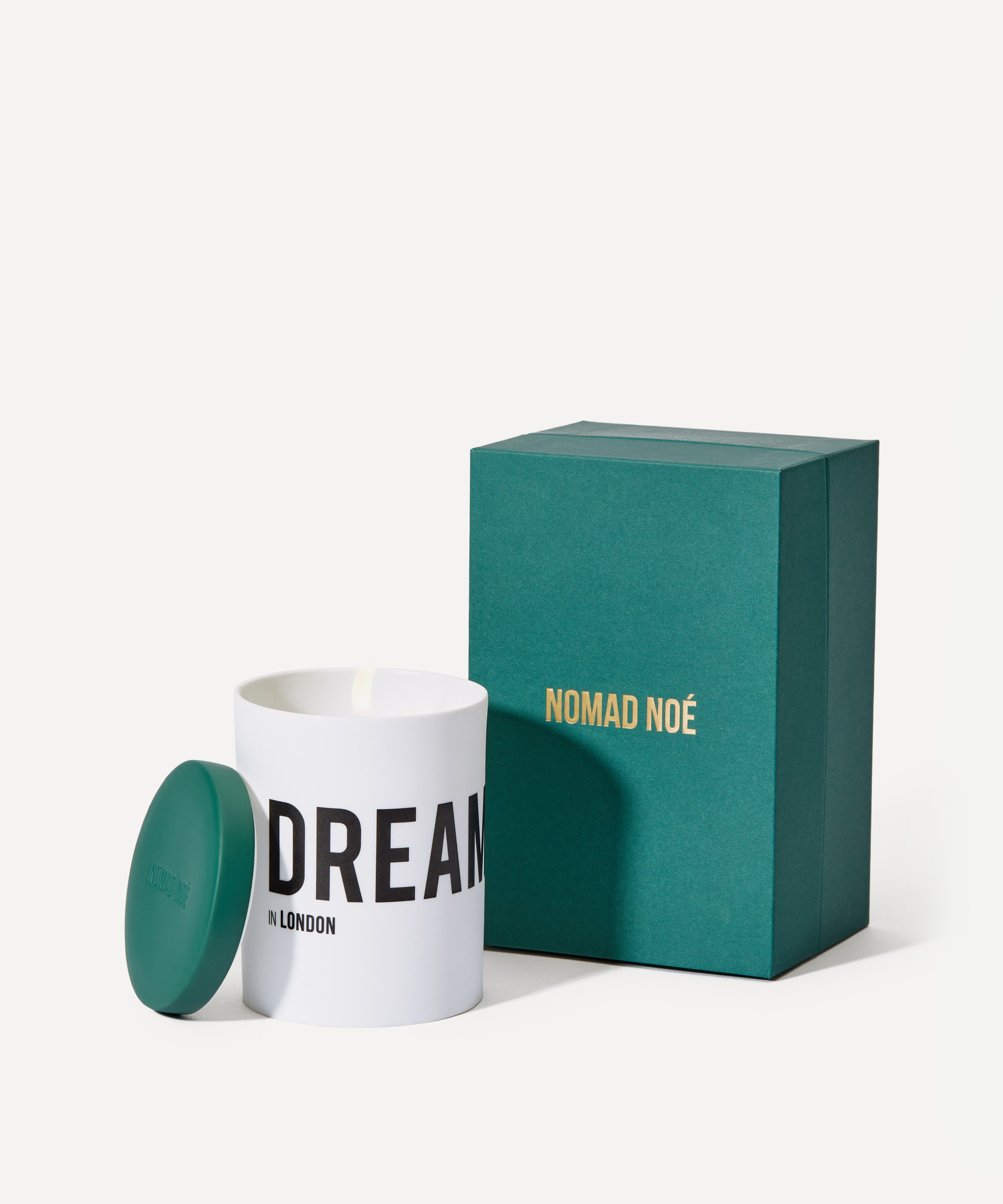 Nomad Noé - DREAMER in London Cedarwood & Vanilla Scented Candle 220g image number 1
