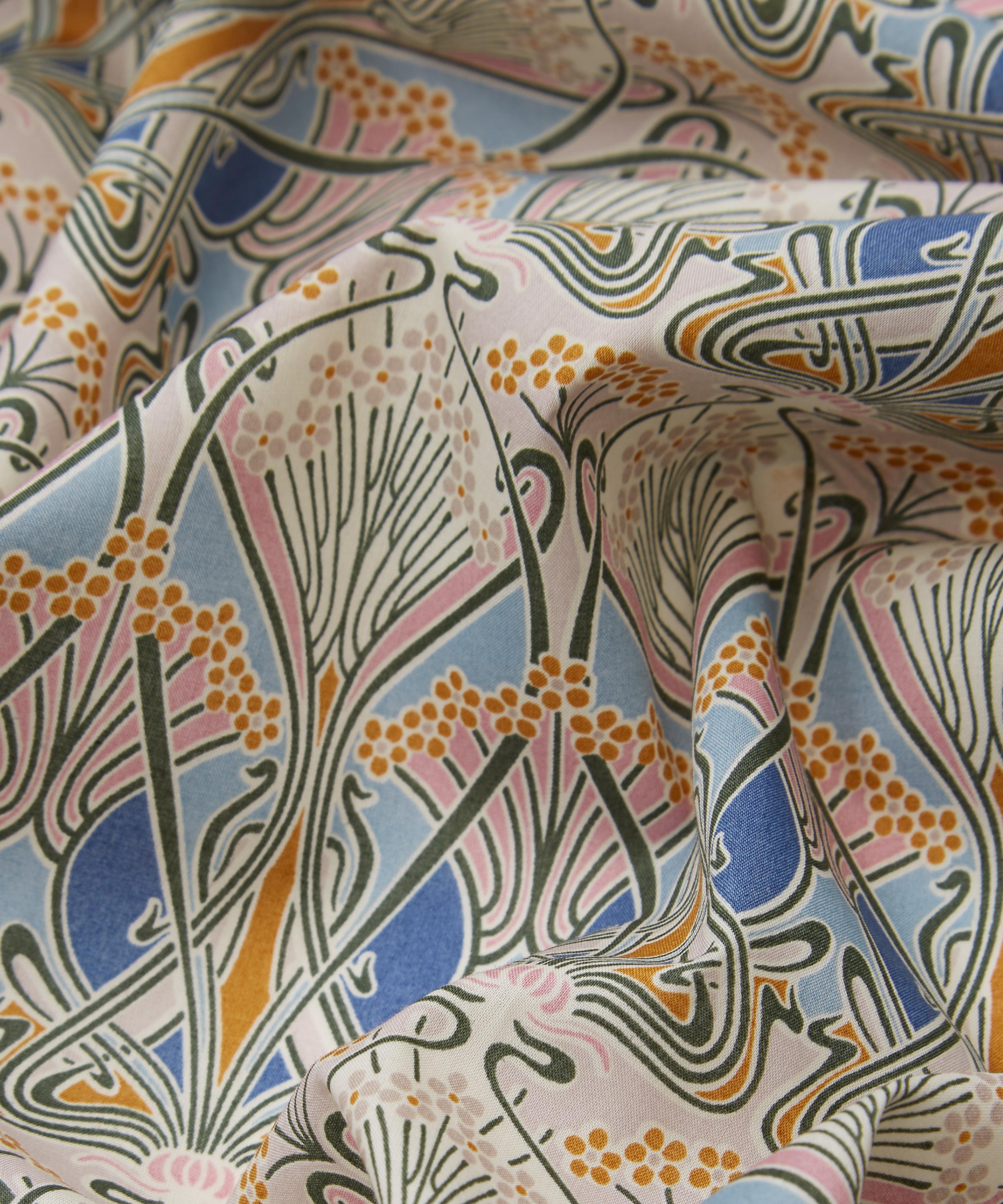 Liberty Fabrics - Ianthe Tana Lawn™ Cotton image number 3