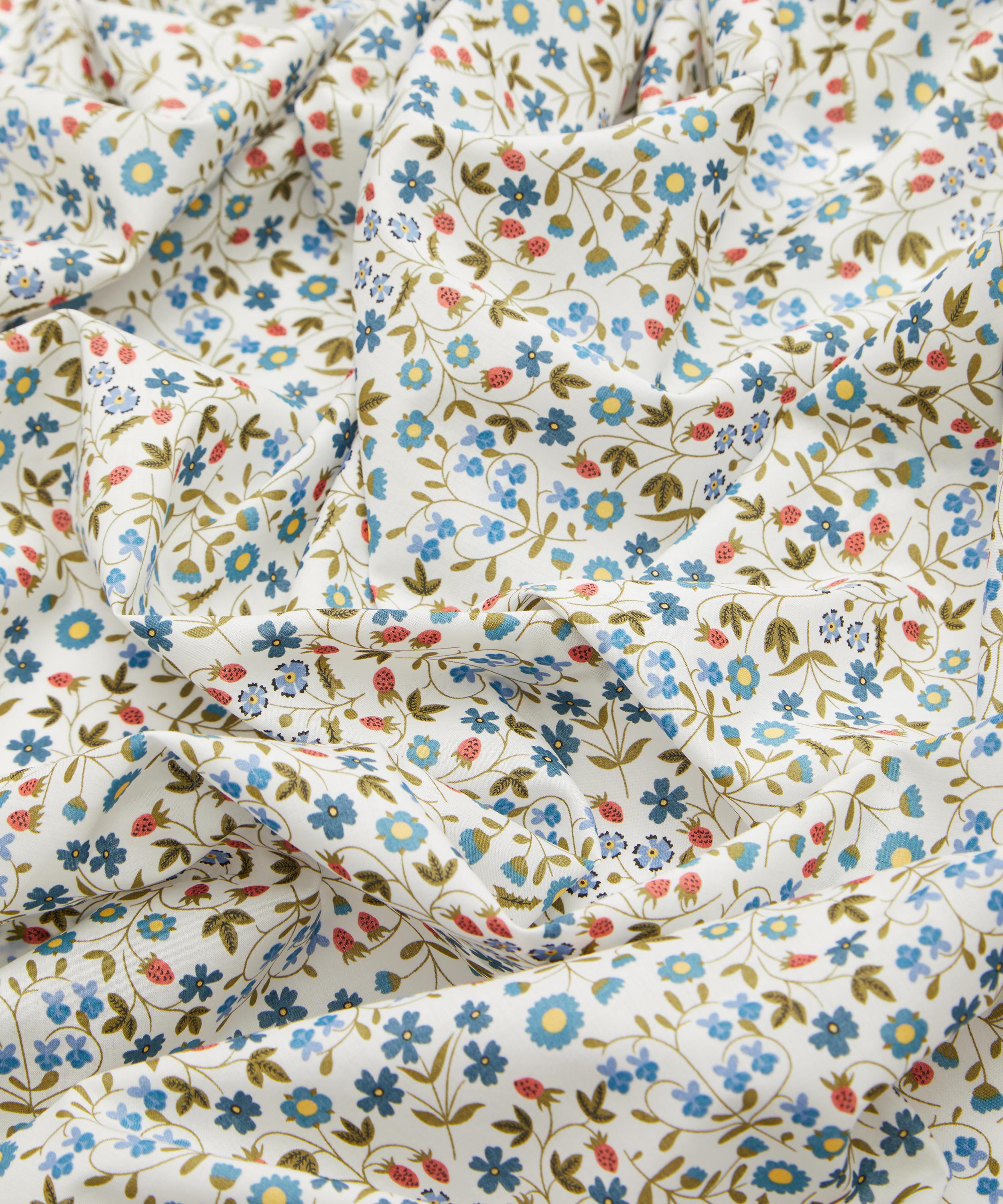 Liberty Fabrics - Little Mirabelle Tana Lawn™ Cotton image number 3