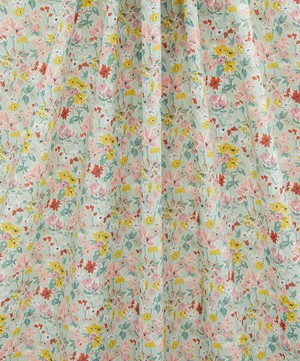 Liberty Fabrics - California Bloom Tana Lawn™ Cotton image number 2