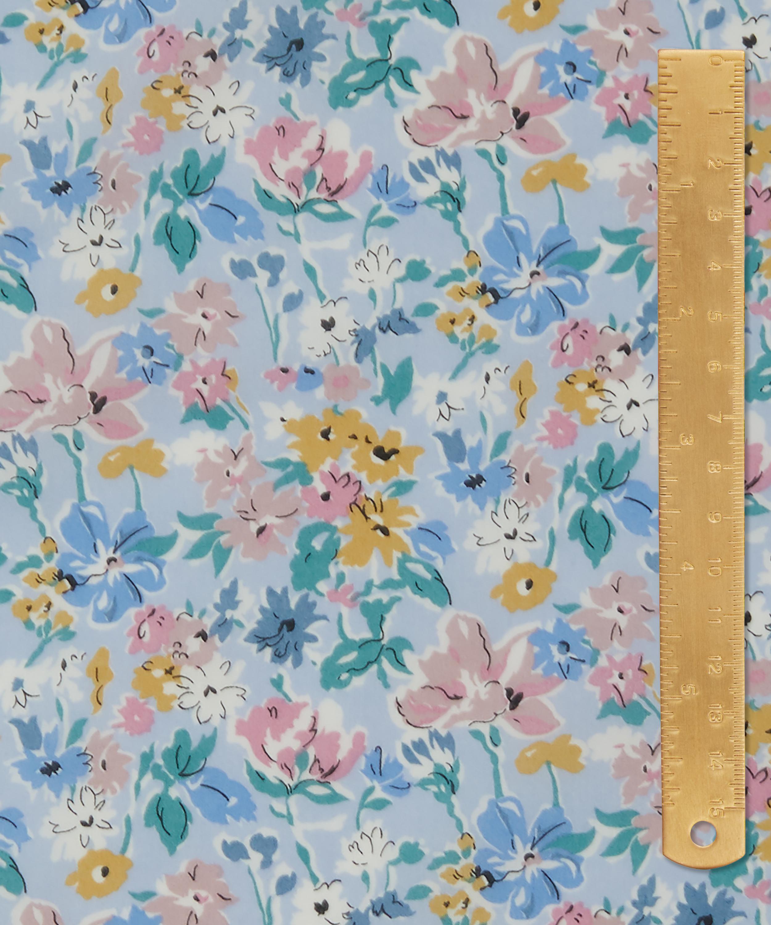 Liberty Fabrics - California Bloom Tana Lawn™ Cotton image number 4