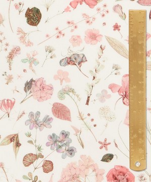 Liberty Fabrics - Floral Eve Tana Lawn™ Cotton image number 4