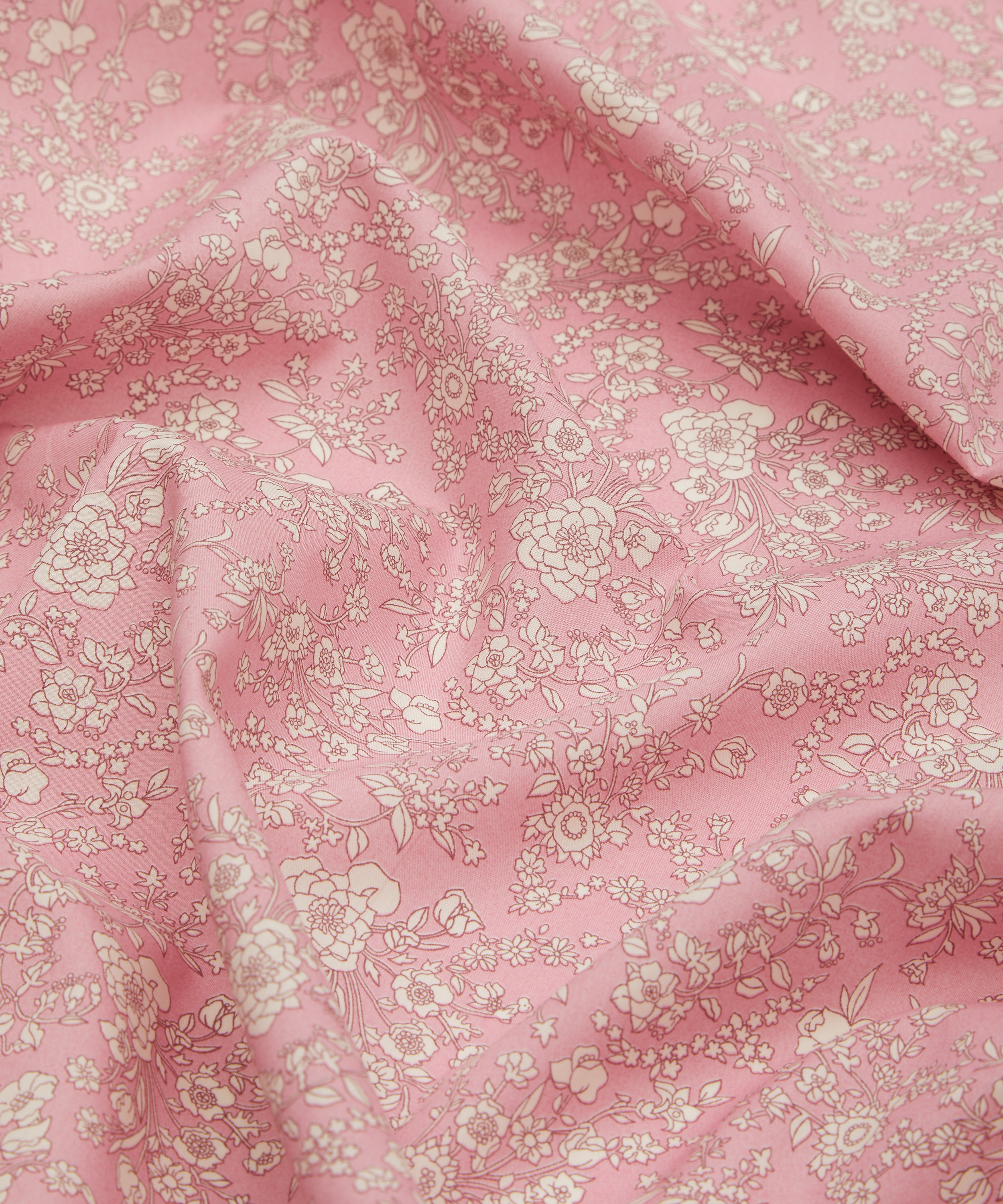 Liberty Fabrics - Summer Blooms Tana Lawn™ Cotton image number 3