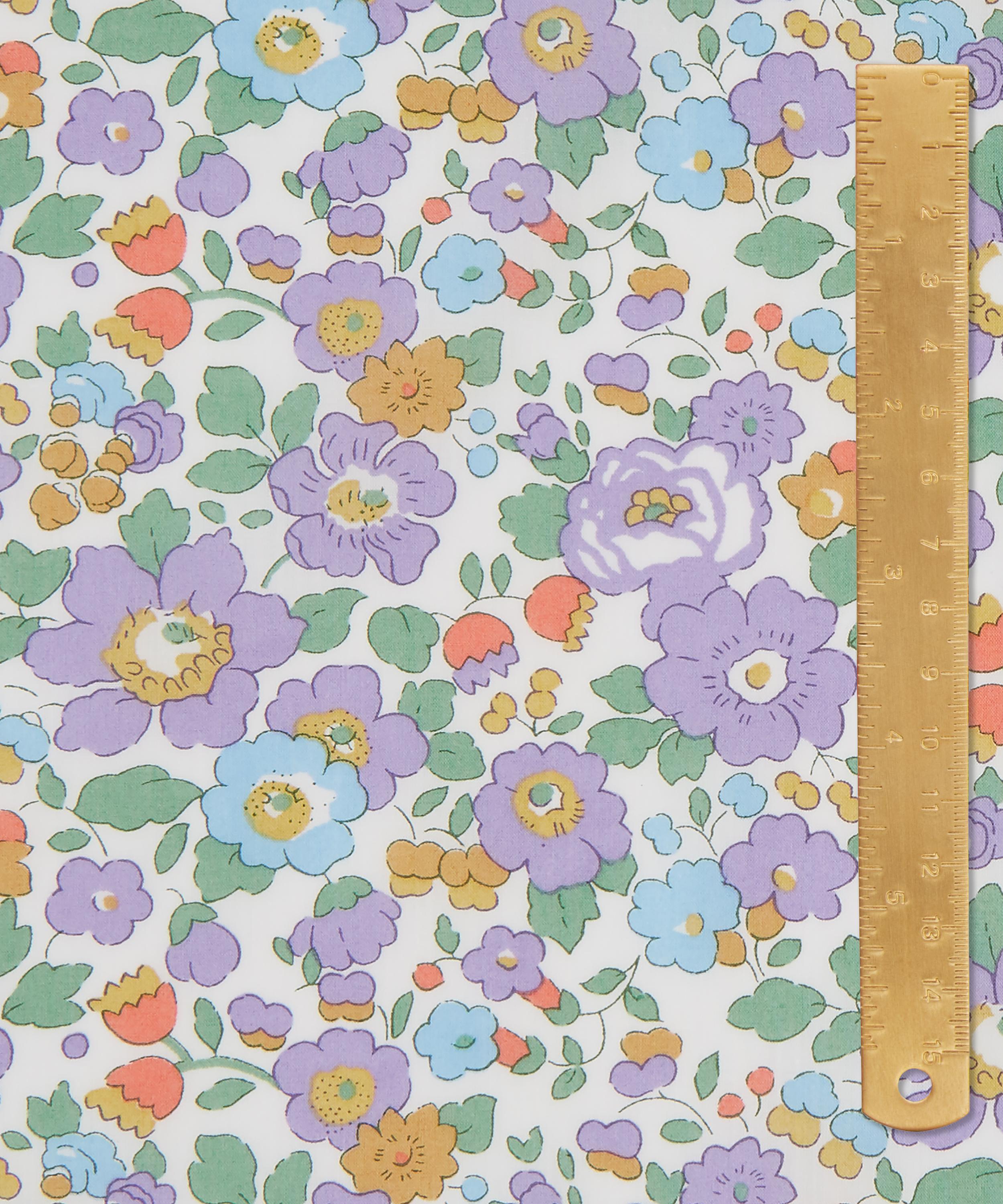 Liberty Fabrics - Betsy Tana Lawn™ Cotton image number 4