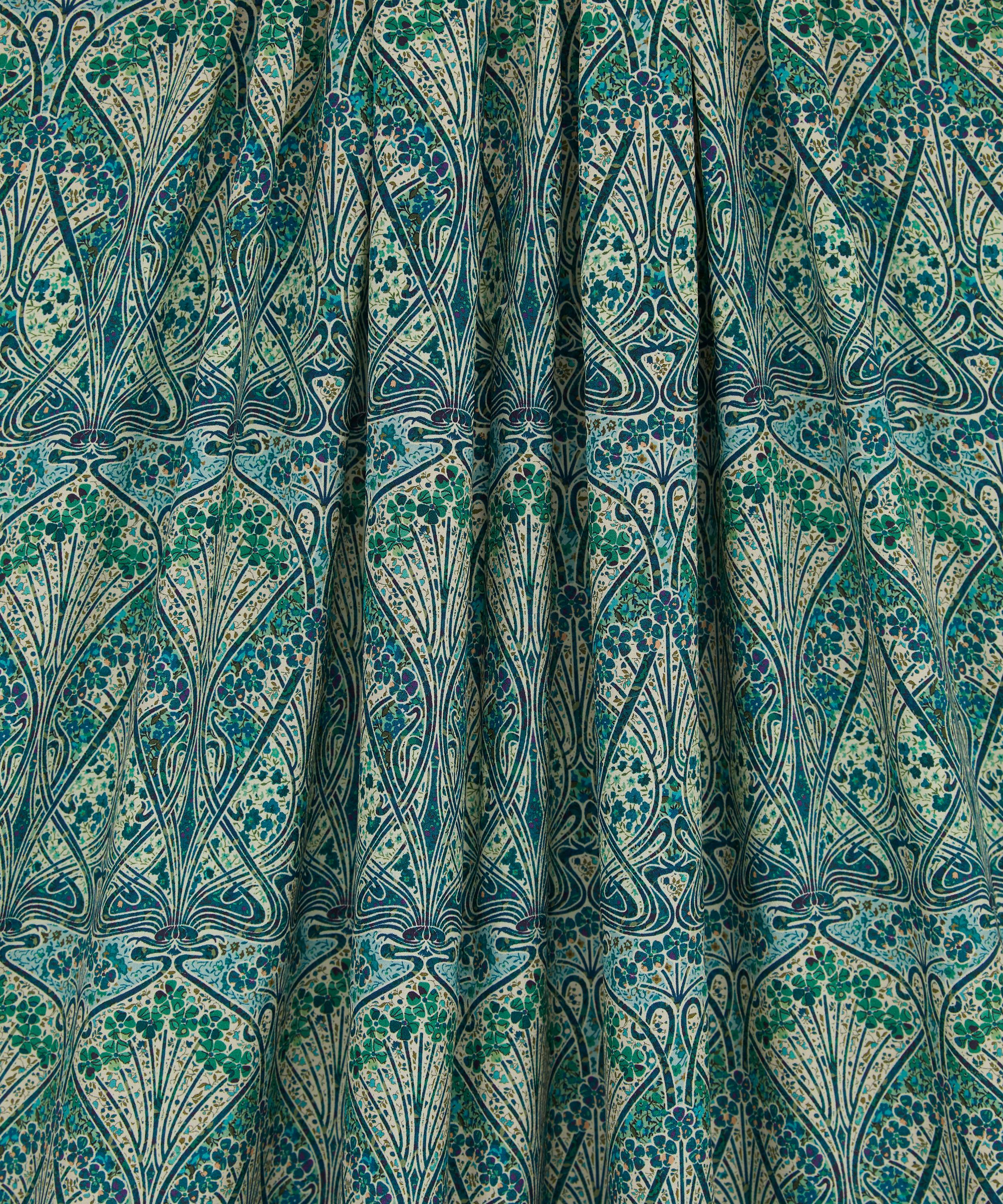 Liberty Fabrics - Ianthe Blossom Crepe de Chine image number 2