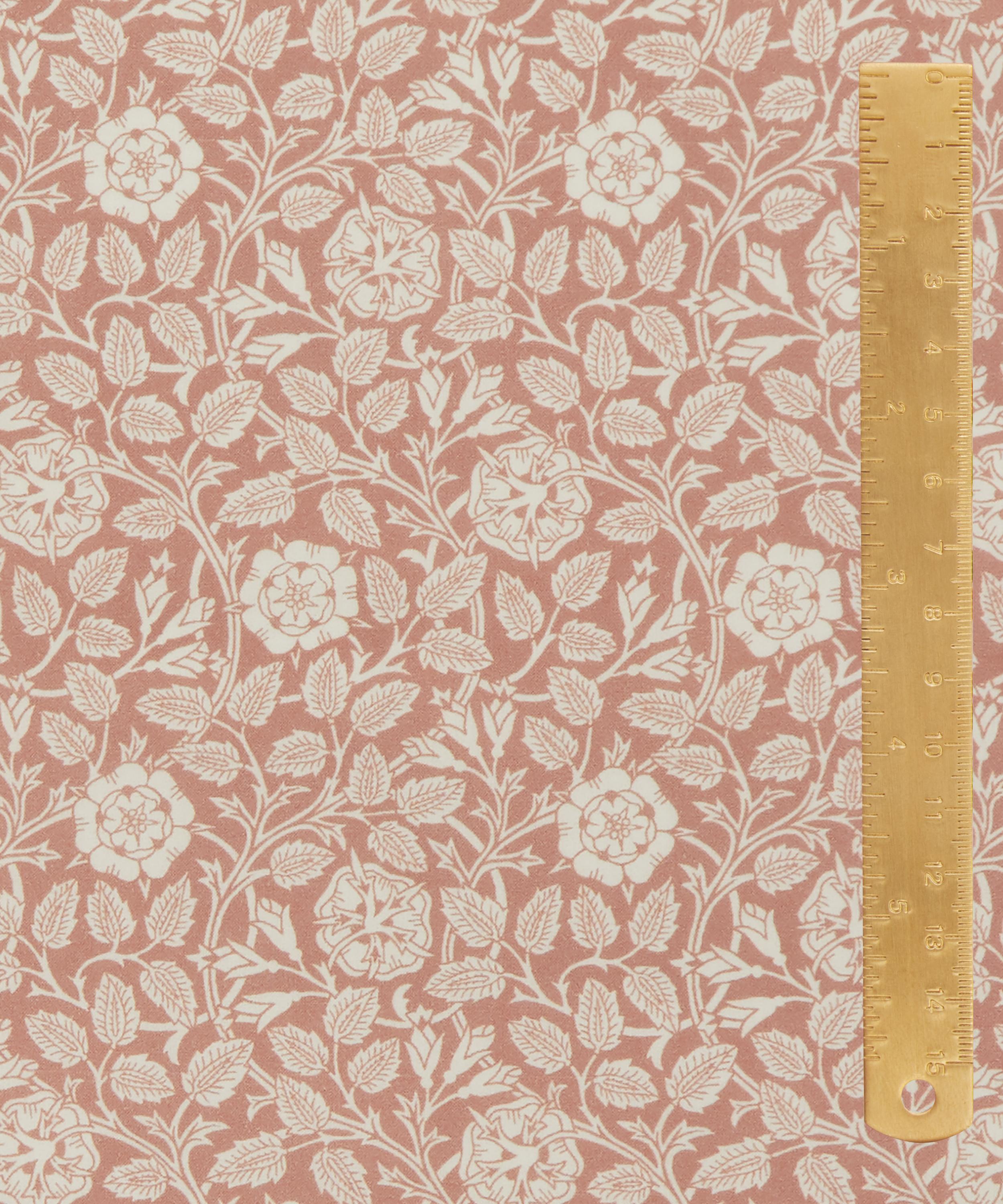 Liberty Fabrics - Woodcut Vine Tana Lawn™ Cotton image number 4