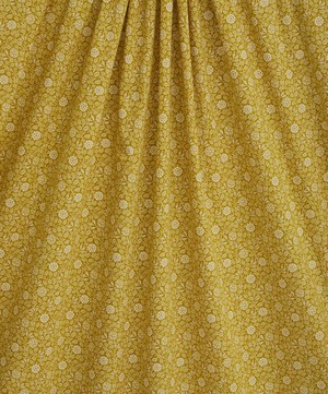 Liberty Fabrics - Woodcut Vine Tana Lawn™ Cotton image number 2