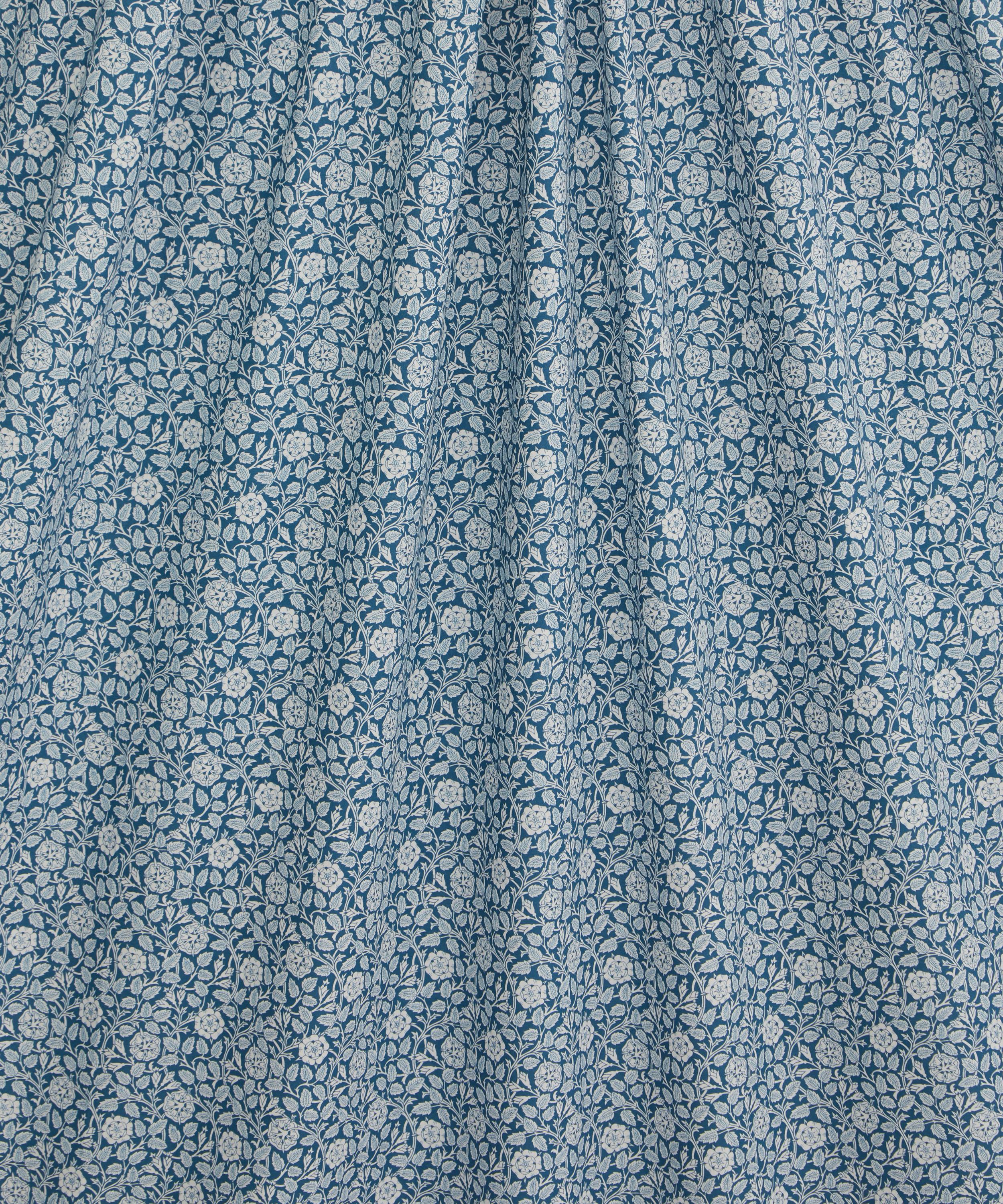 Liberty Fabrics - Woodcut Vine Tana Lawn™ Cotton image number 2