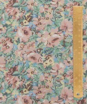 Liberty Fabrics - Giverny Rose Tana Lawn™ Cotton image number 4