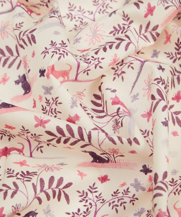 Liberty Fabrics - Plum Dog Organic Tana Lawn™ Cotton image number 3