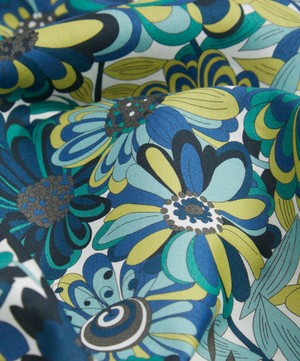 Liberty Fabrics - Willow’s Garden Organic Tana Lawn™ Cotton image number 3