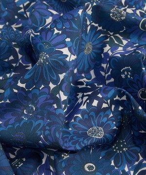 Liberty Fabrics - Willow’s Garden Organic Tana Lawn™ Cotton image number 3