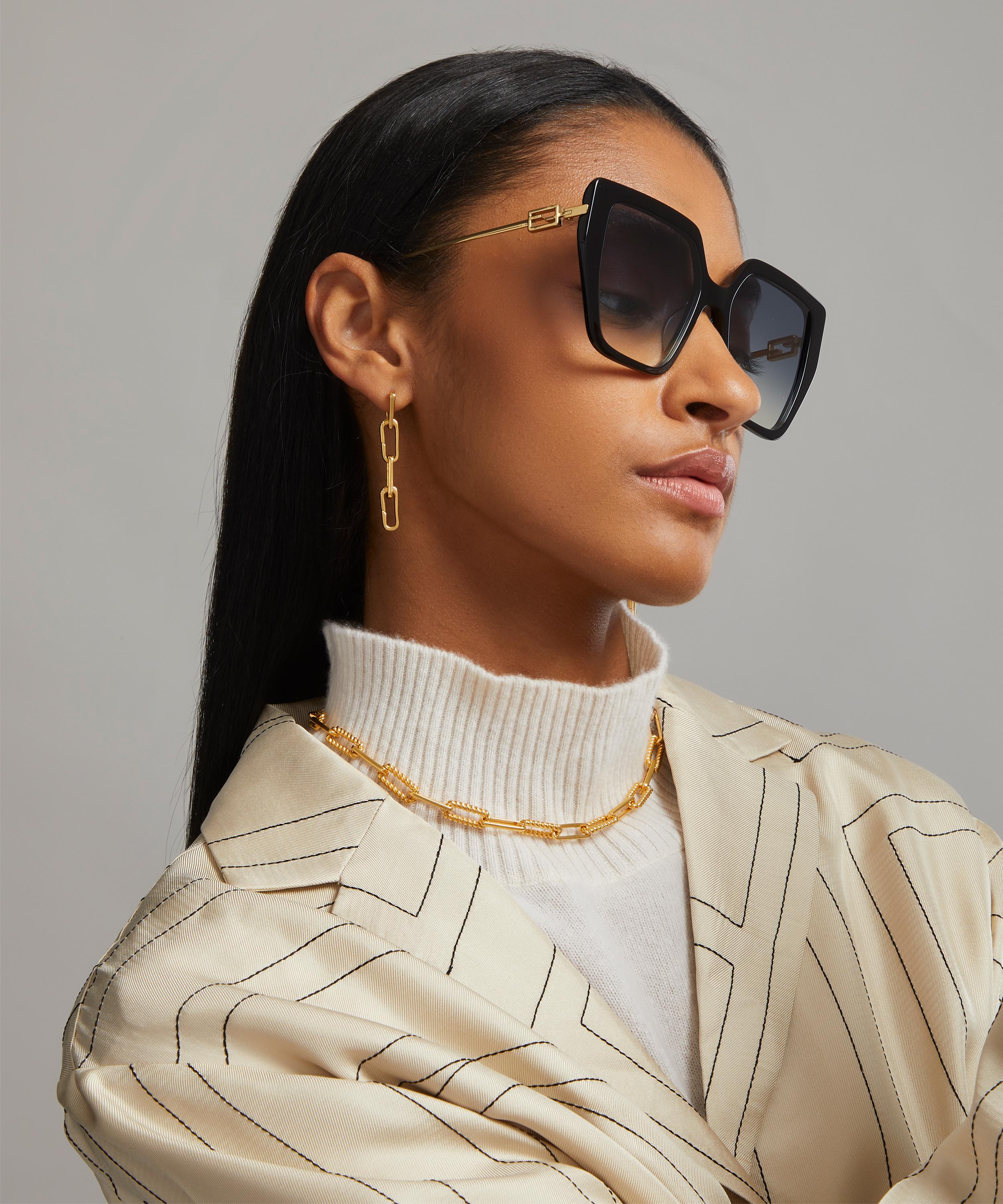 Fendi cheap oversized sunglasses