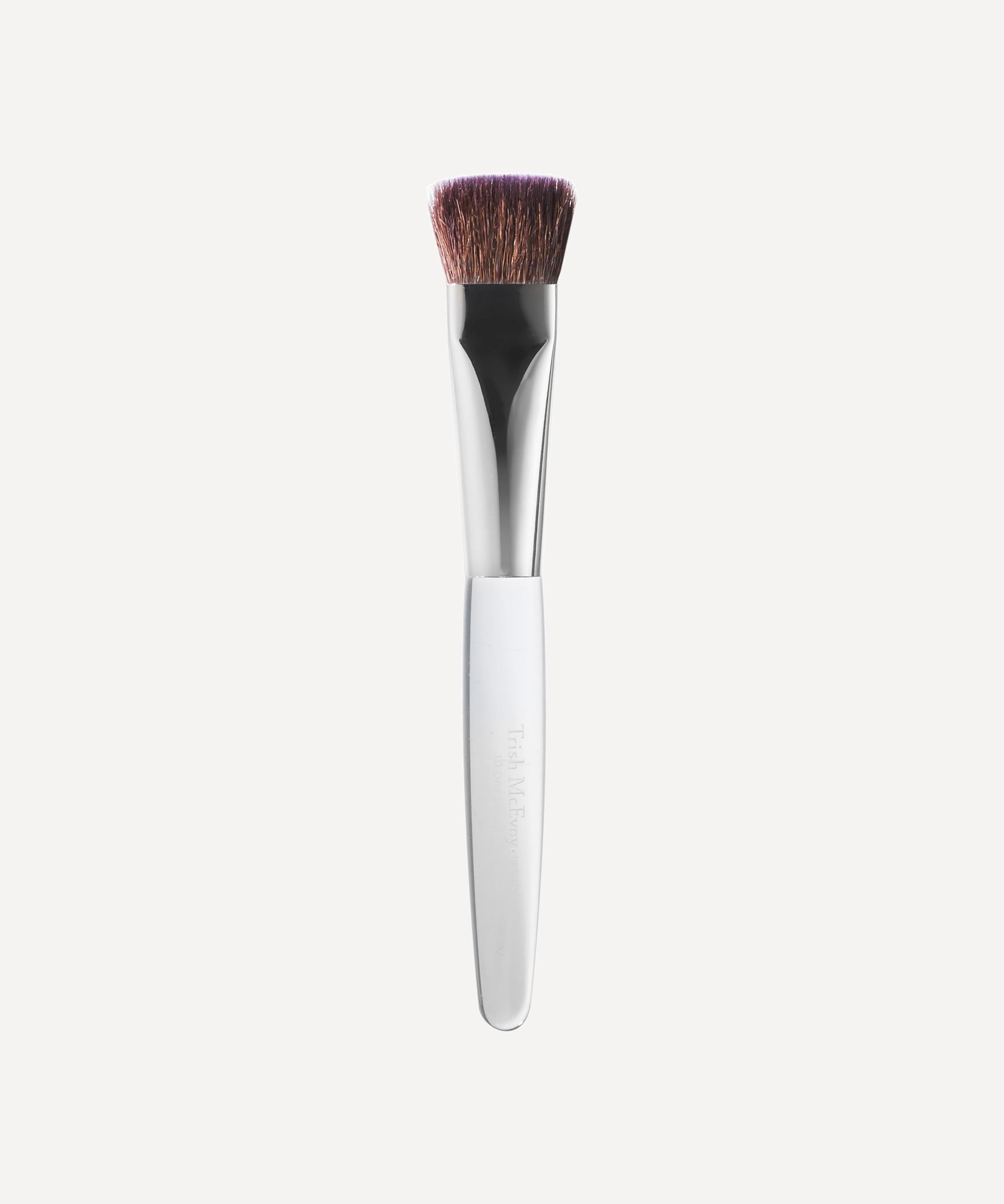 Trish McEvoy - 10 One Sweep Colour Eyeshadow Brush image number 0