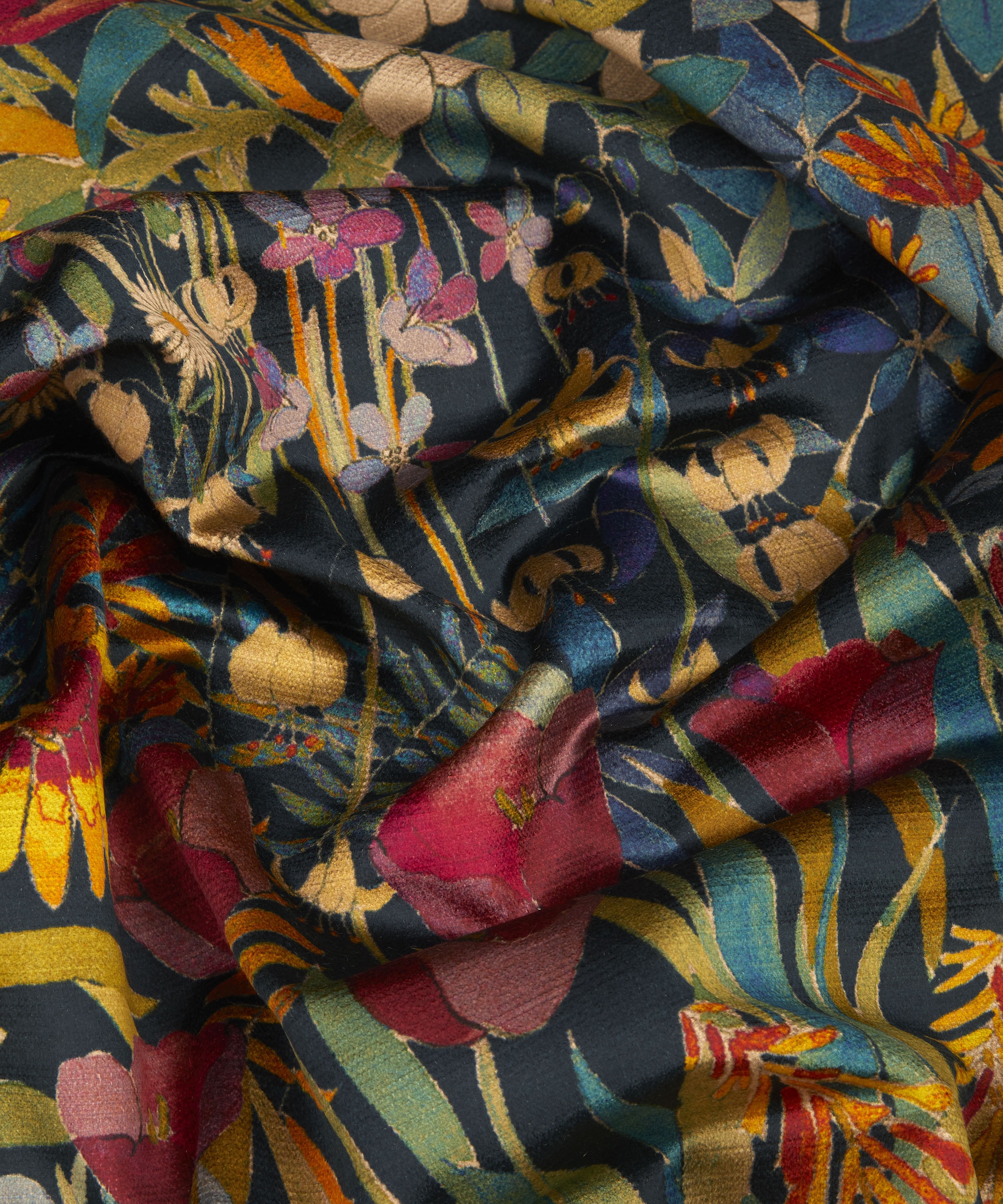 Liberty Interiors - Faria Flowers Velvet in Marigold image number 2