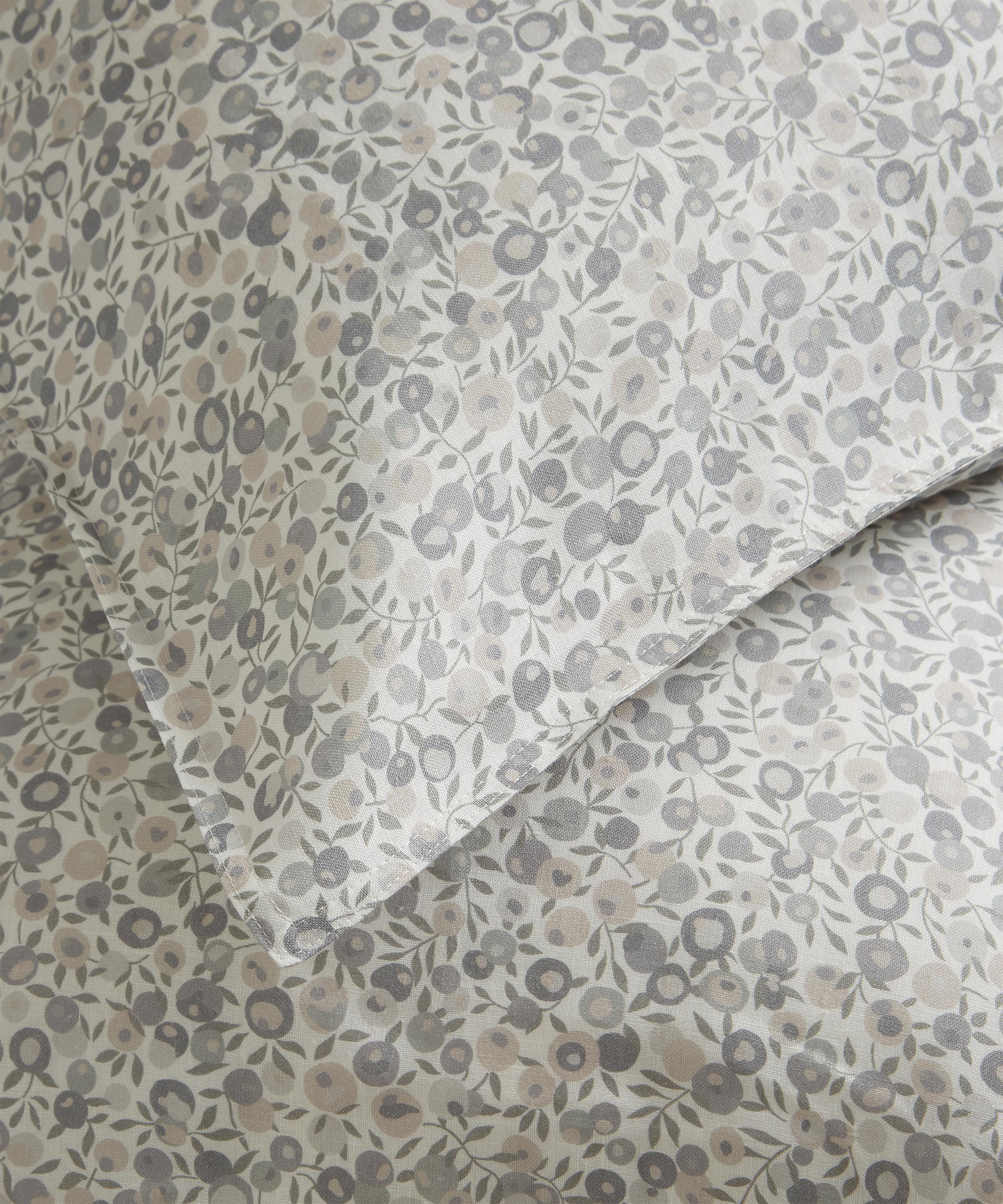 Liberty - Wiltshire Blossom Linen Double Duvet Cover Set image number 3