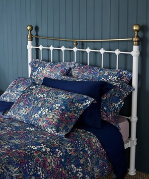 Liberty - Faria Flowers Cotton Sateen Standard Pillowcase image number 1