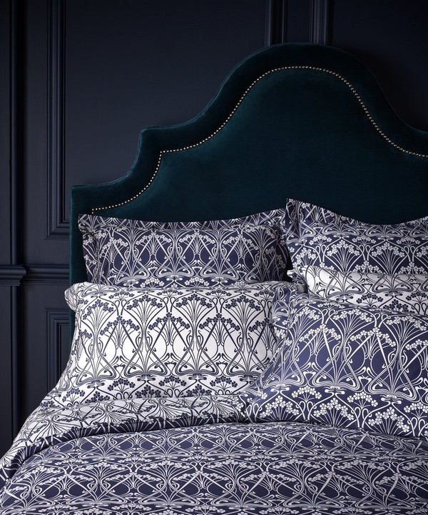 Liberty - Ianthe Cotton Sateen Double Duvet Cover Set image number 1