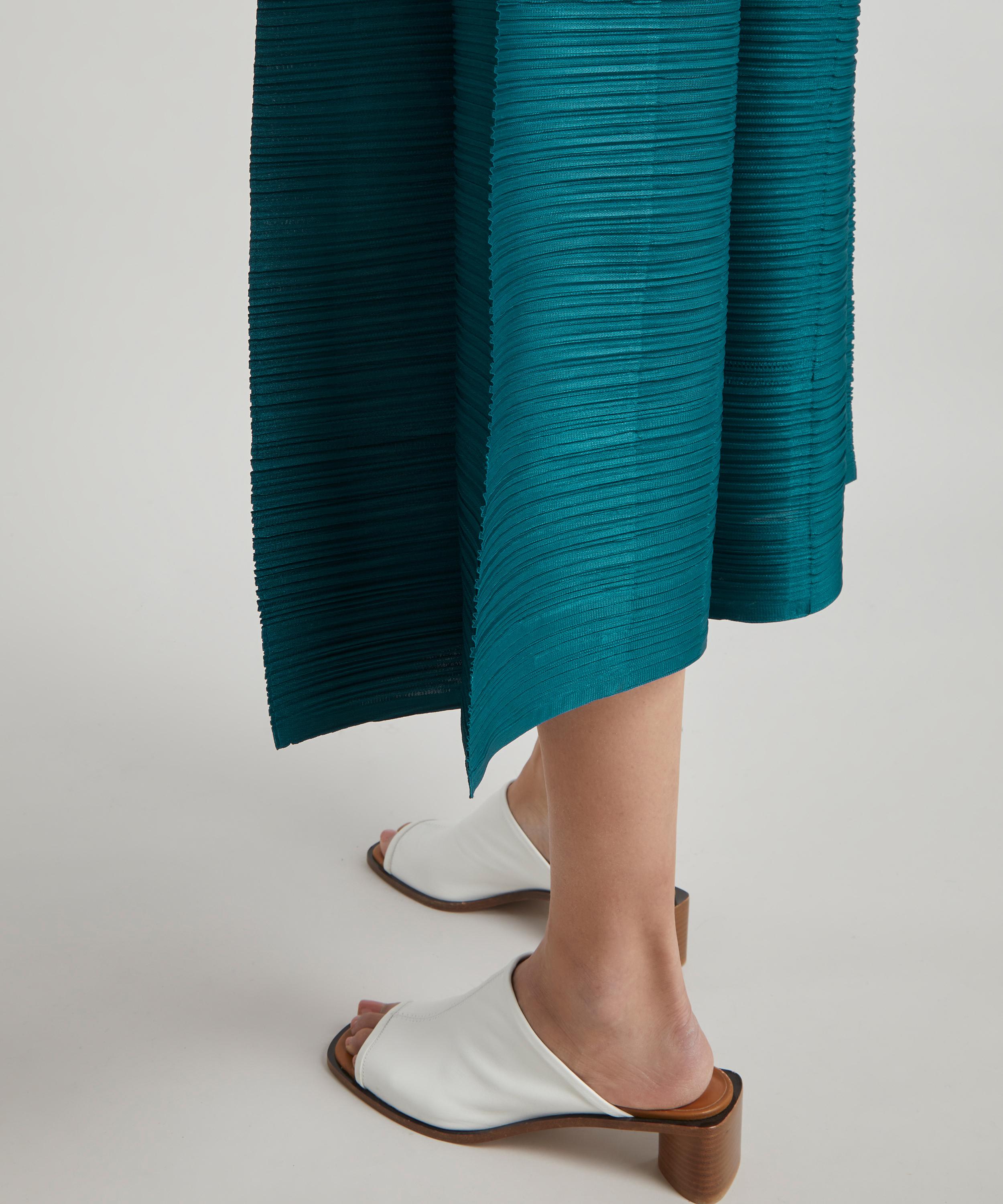 Pleats Please by Issey Miyake  Fashion, Cropped wide leg trousers, Clothes  inspiration