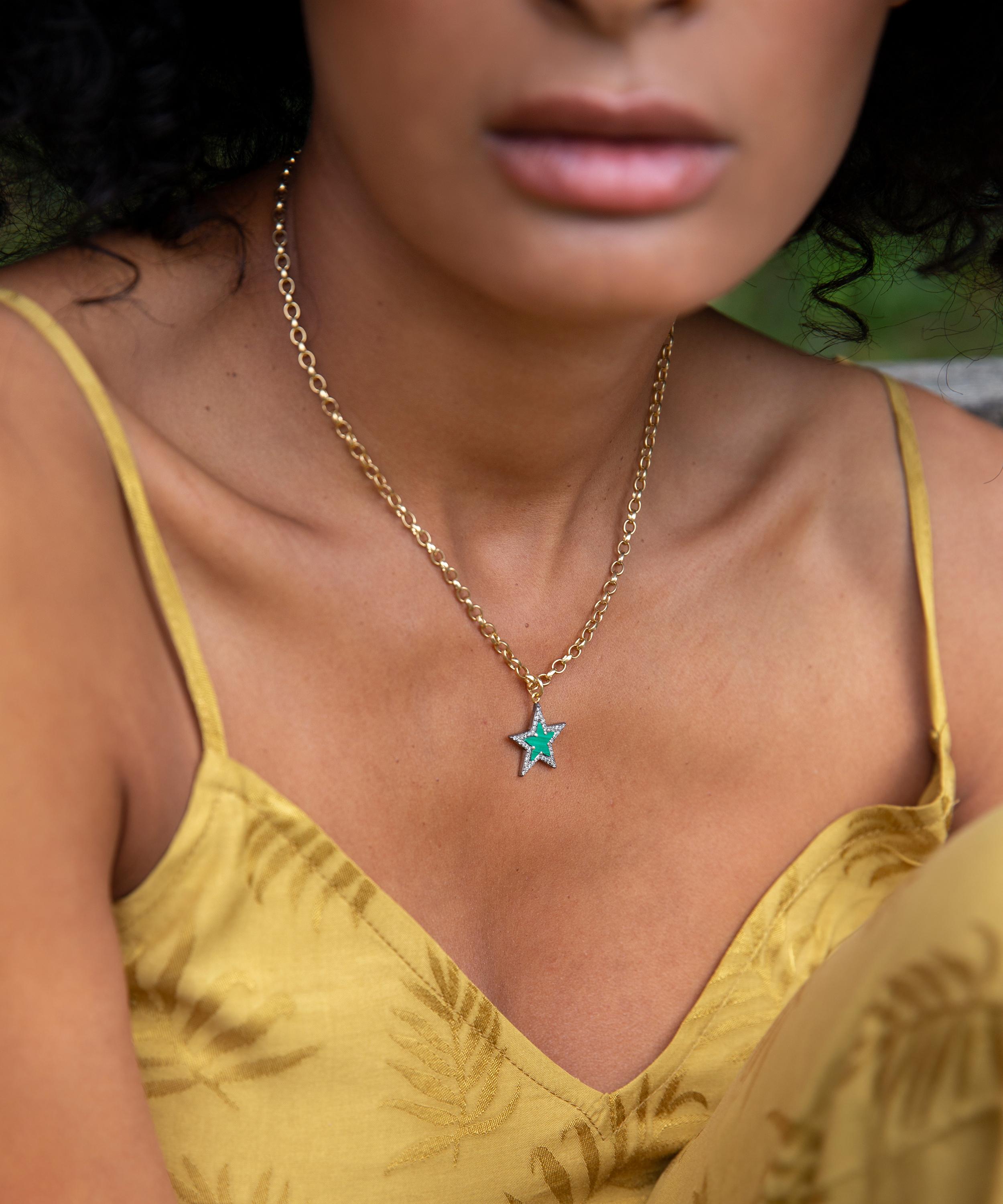 Kirstie Le Marque - 9ct Gold-Plated Diamond Malachite Chunky Star Pendant Necklace image number 4