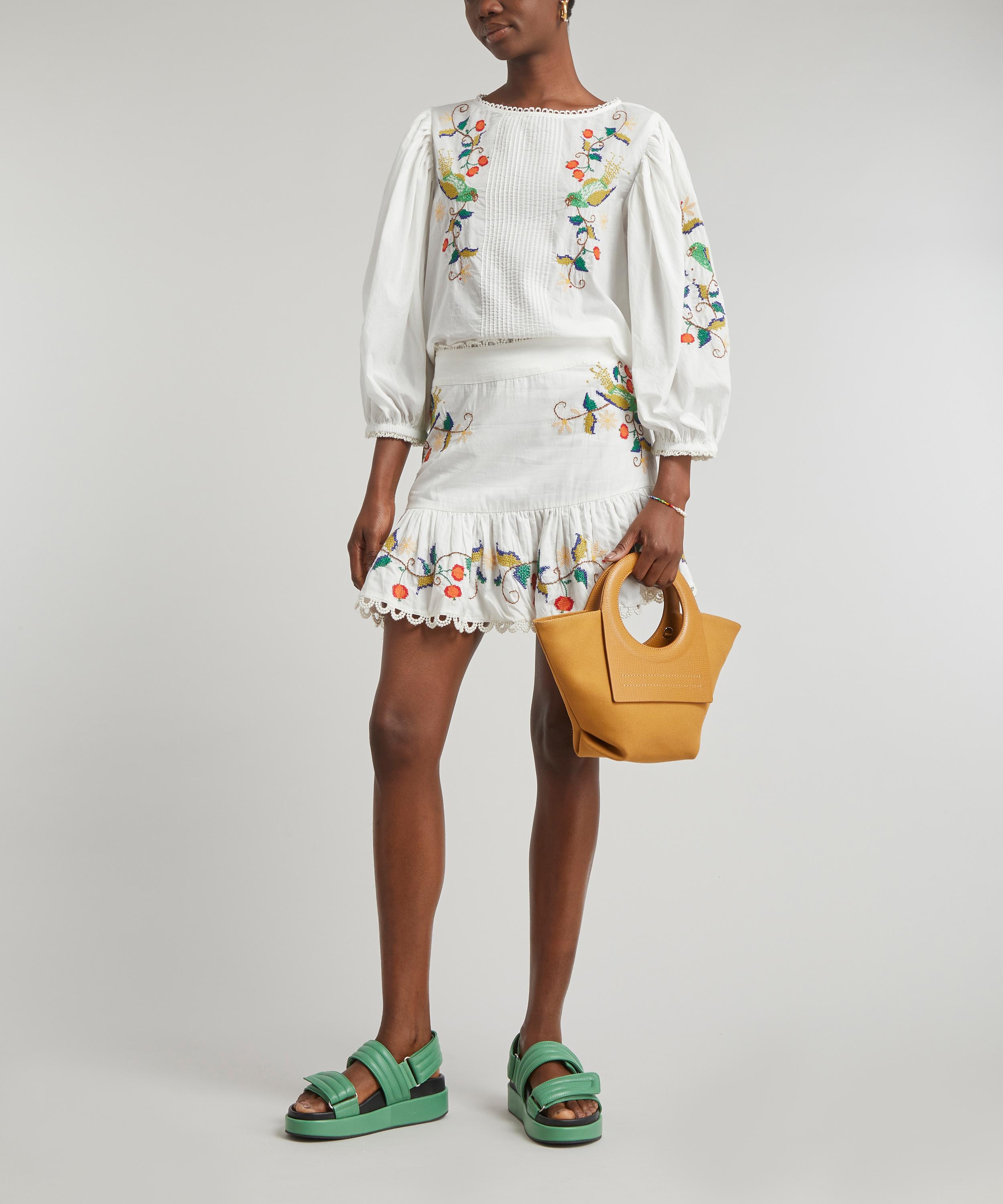 FARM Rio - Pitanga Embroidered Blouse image number 1
