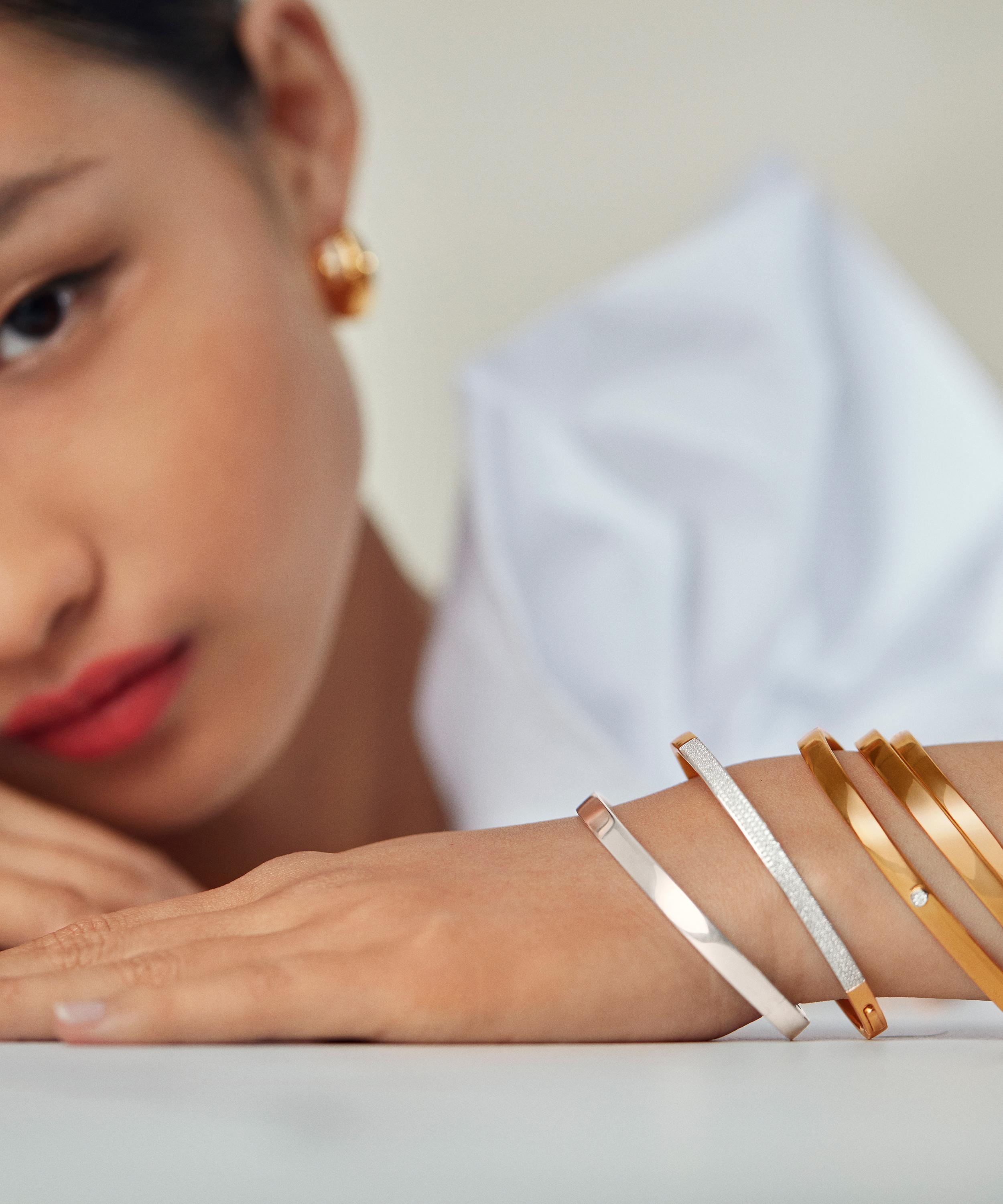 Monica Vinader - Sterling Silver Essential Bangle Bracelet image number 2