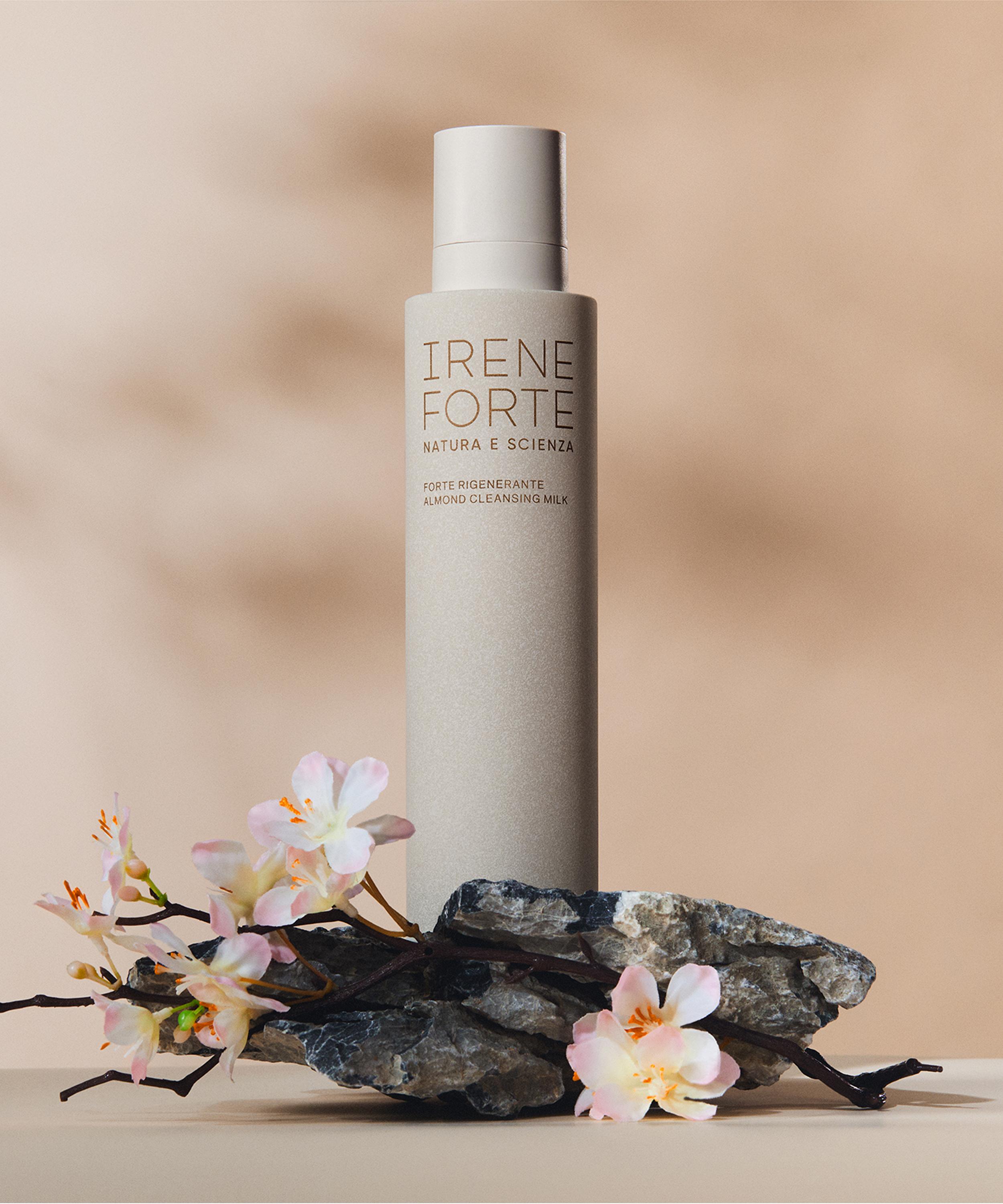 Irene Forte - Almond Cleansing Milk with Multi-Vitamins 200ml