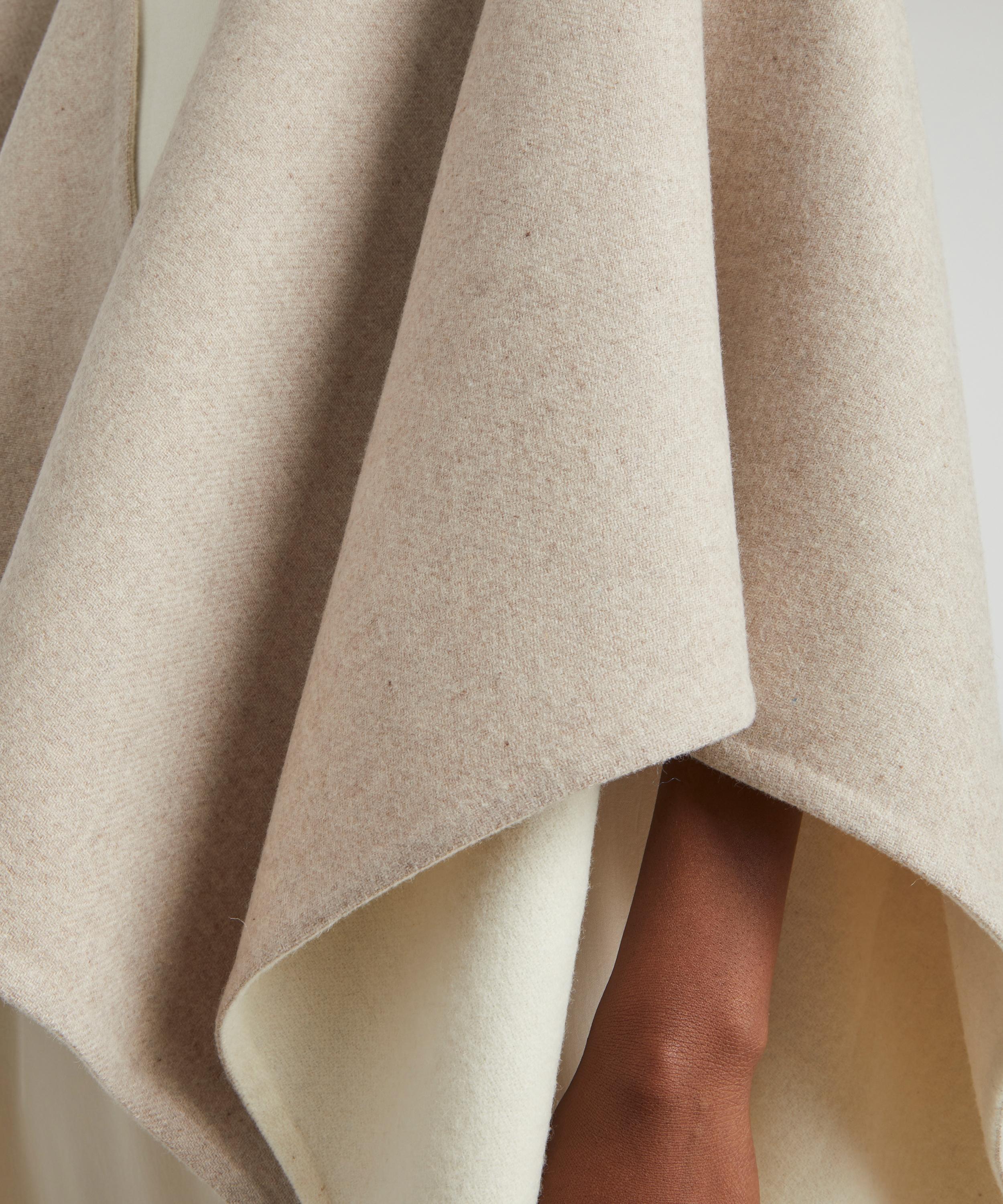 MaxMara - Serra Cape image number 4