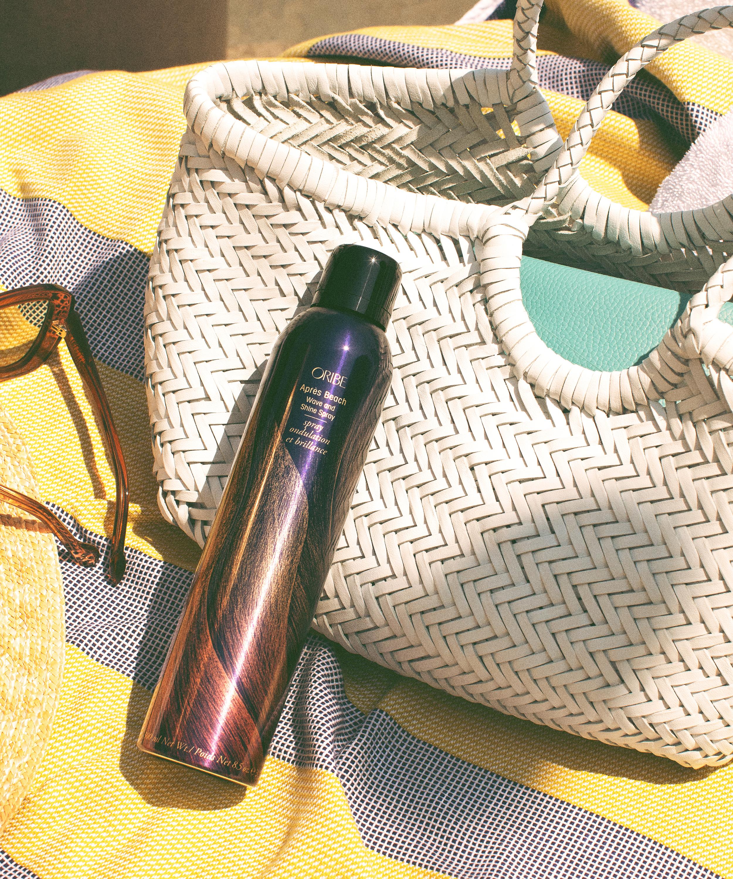Oribe - Apr&egrave;s Beach Wave and Shine Spray 300ml image number 5