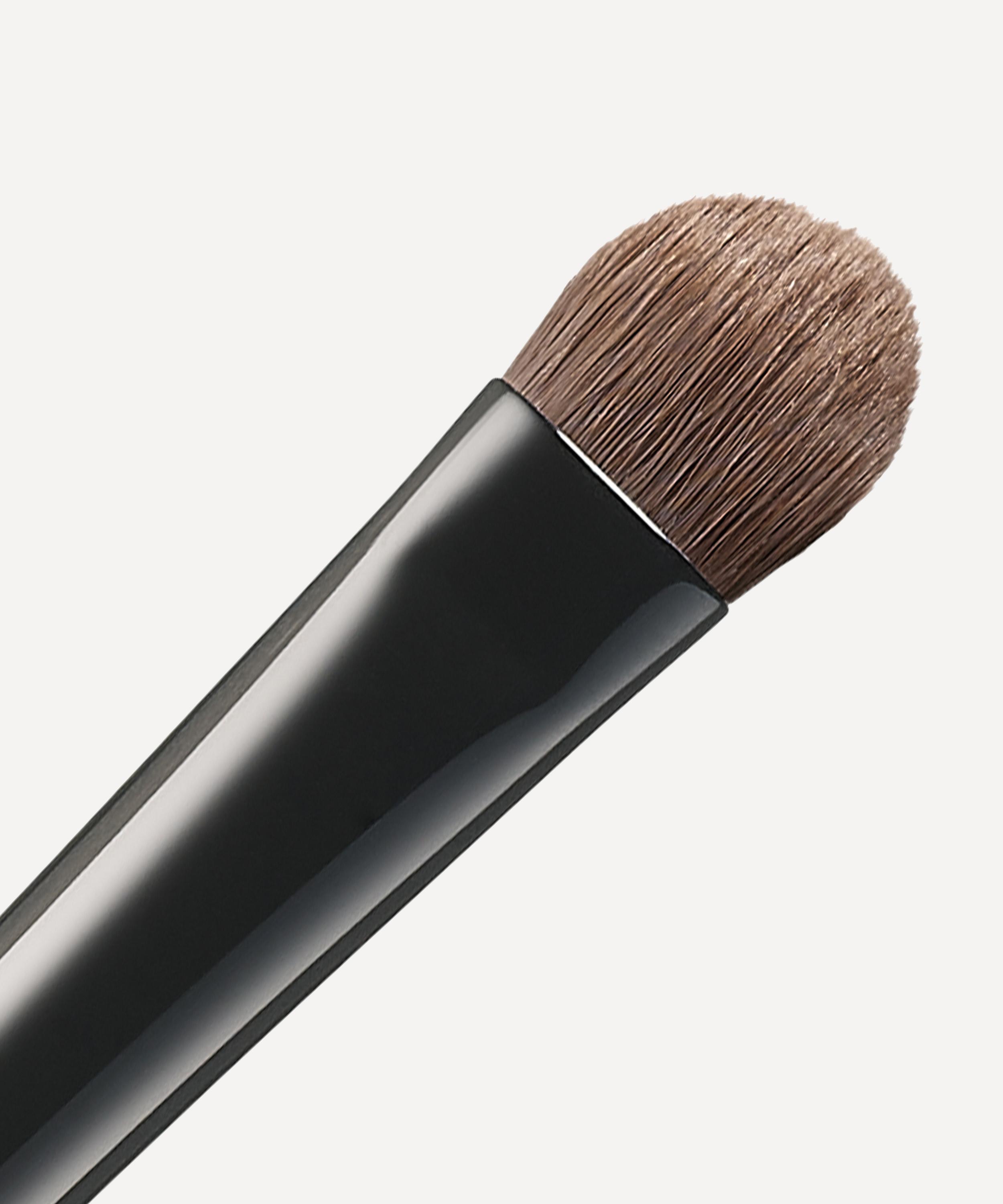 Small Eyeshadow Brush