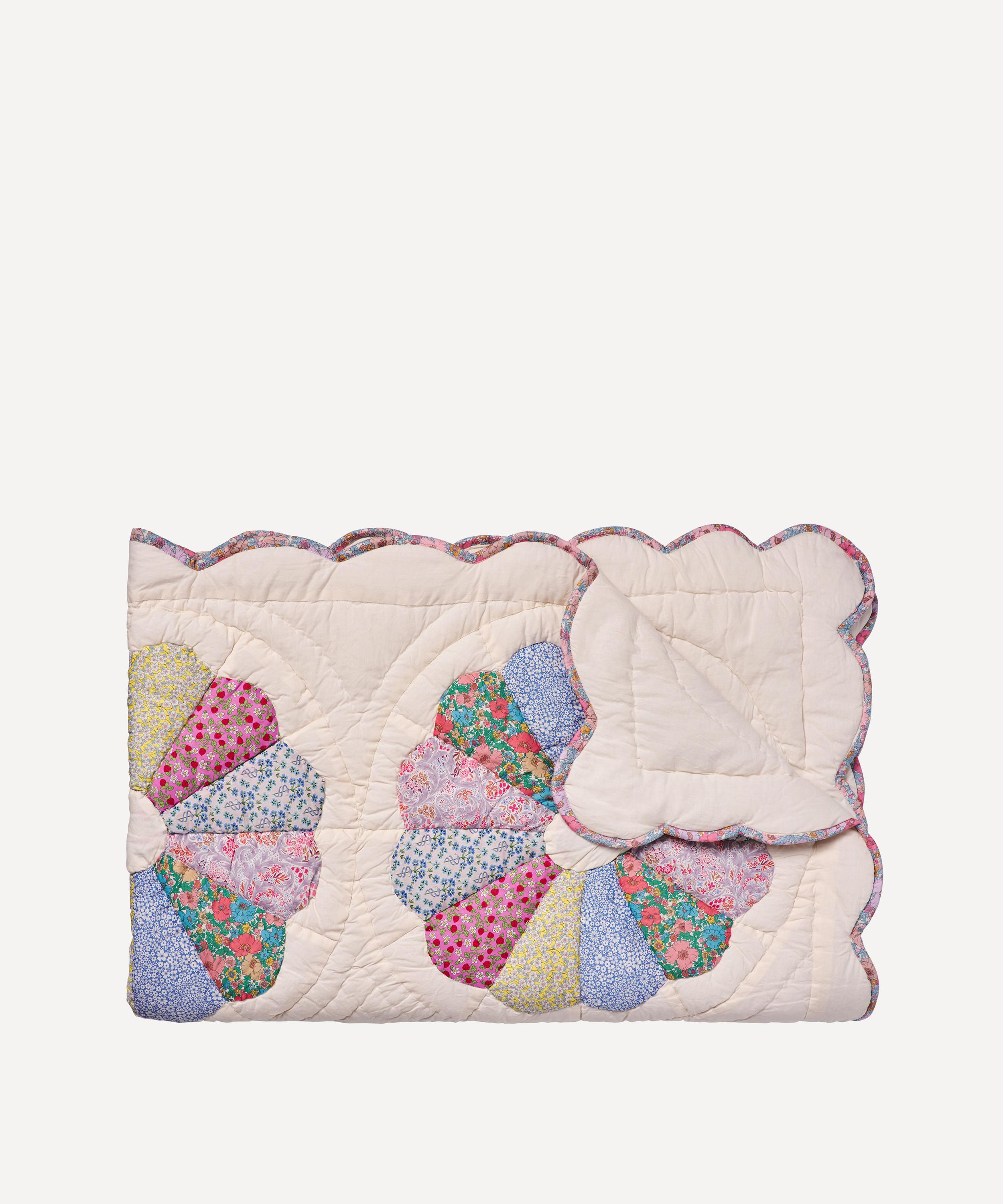Projektityyny Simpukka Liberty Print Patchwork Quilt | Liberty