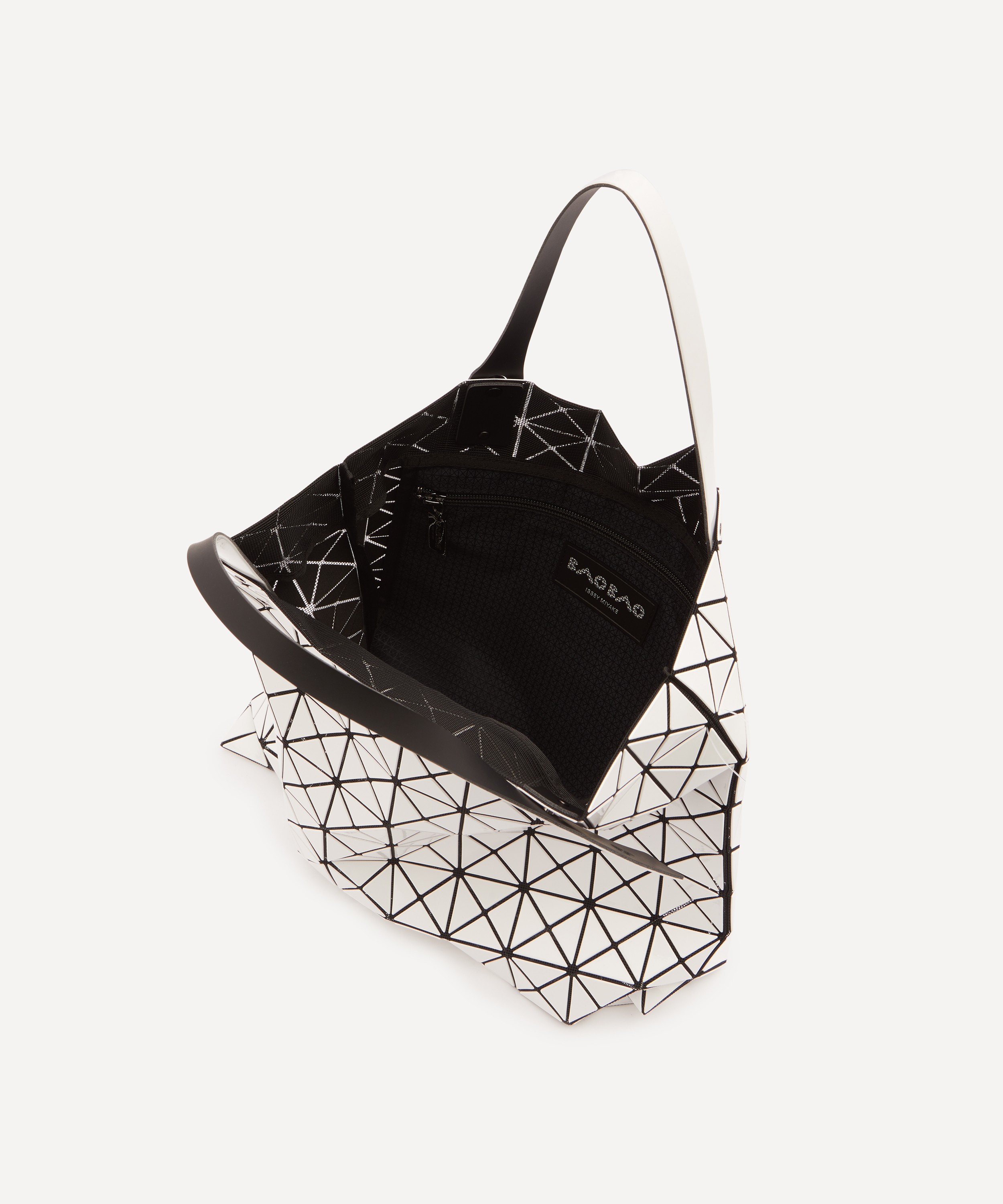 PRISM MATTE TOTE BAG  The official ISSEY MIYAKE ONLINE STORE