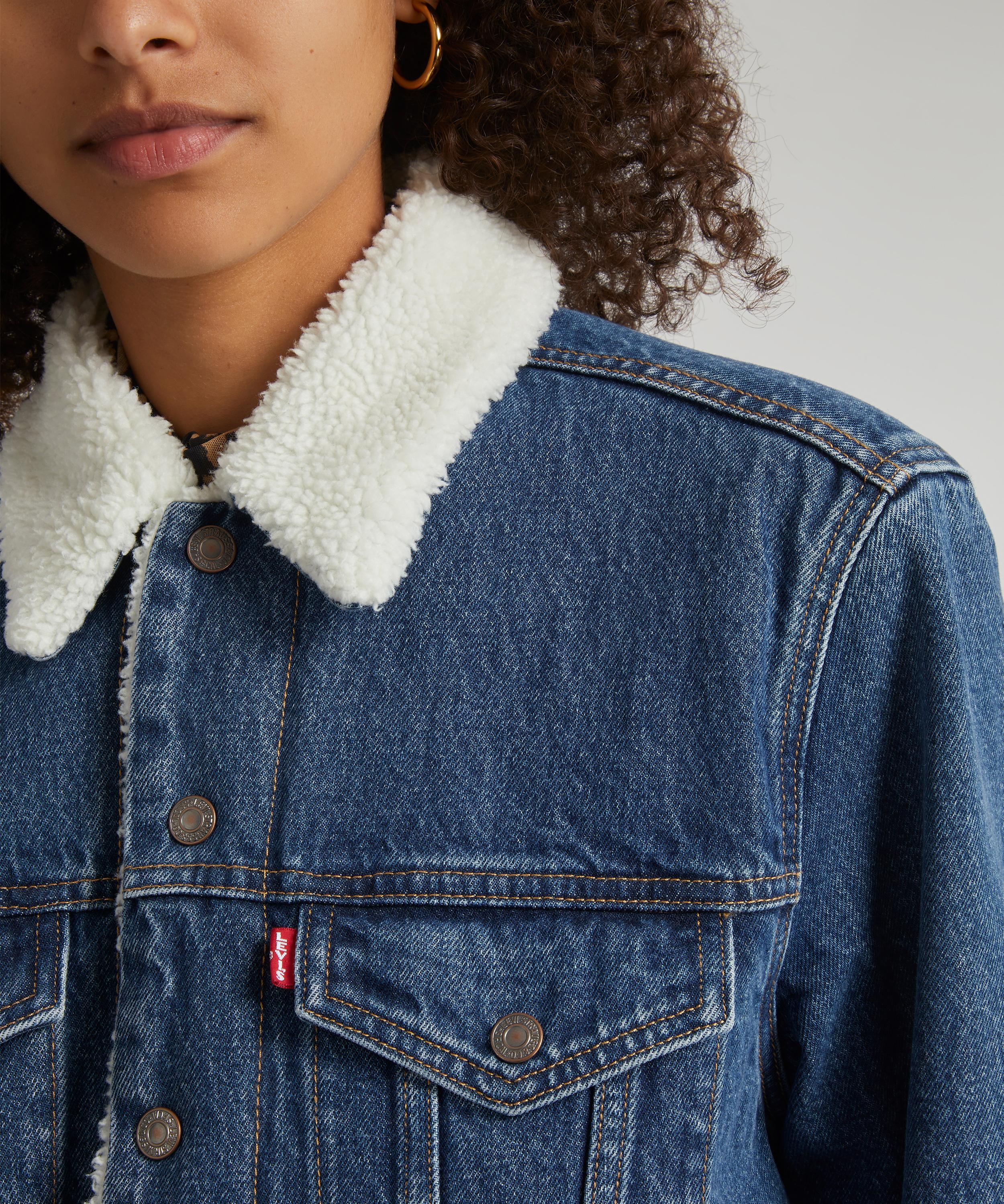 Levi's boyfriend sherpa trucker 2024 jacket