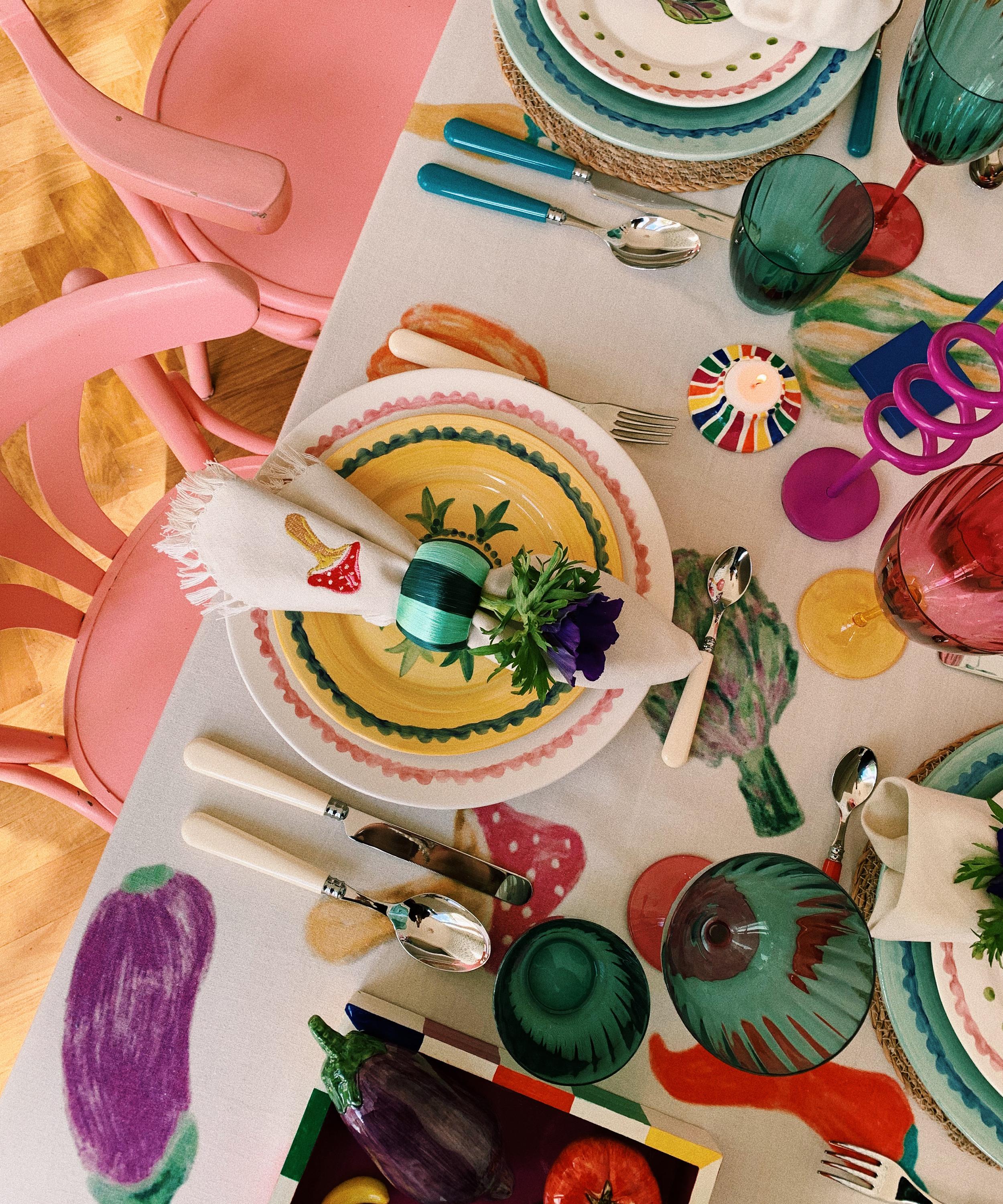 Anna + Nina - Flower Fields Ceramic Breakfast Plate image number 1