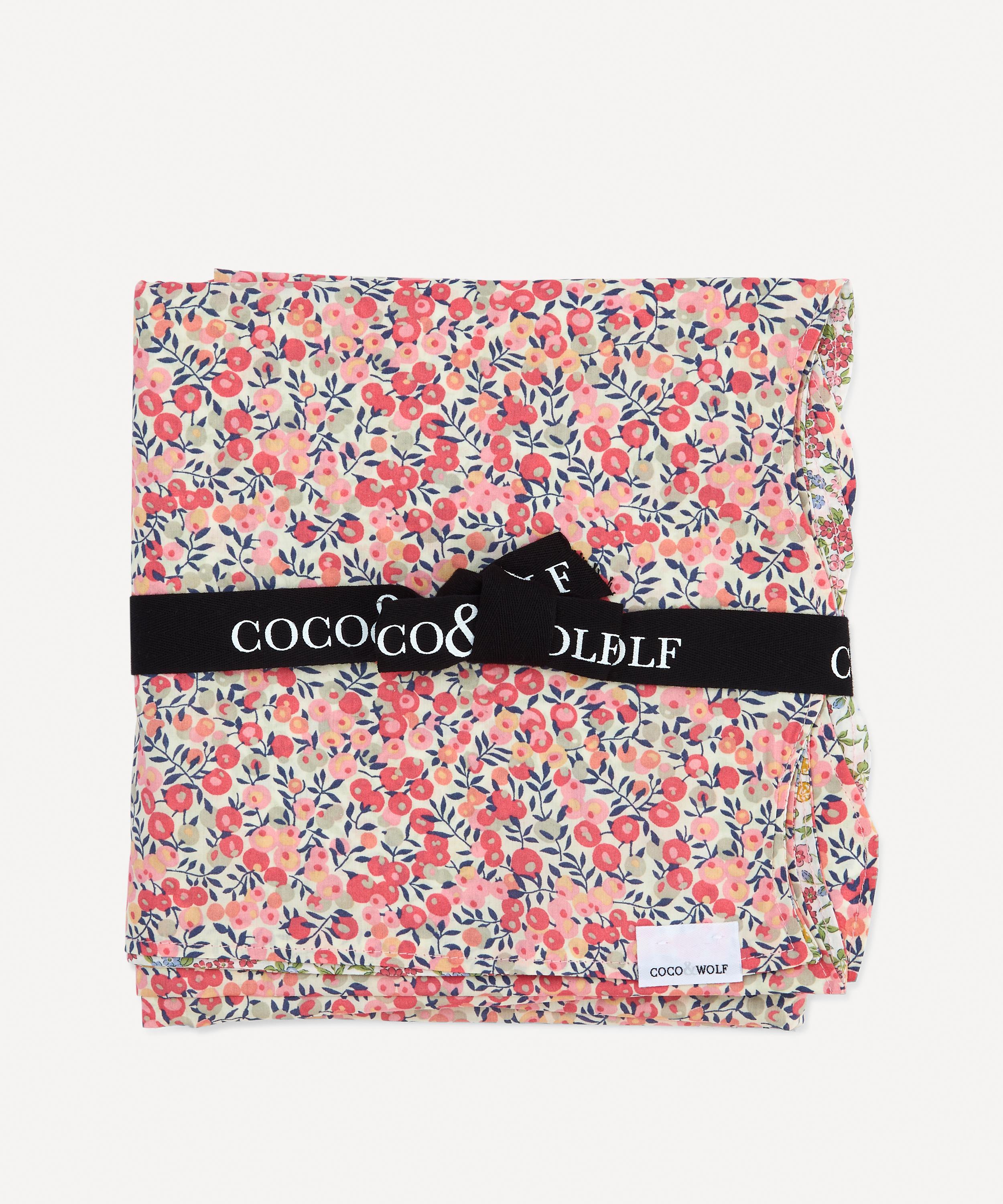 Coco & Wolf - Wiltshire Pink and Lilibet Small Wavy Edge Tablecloth image number 4