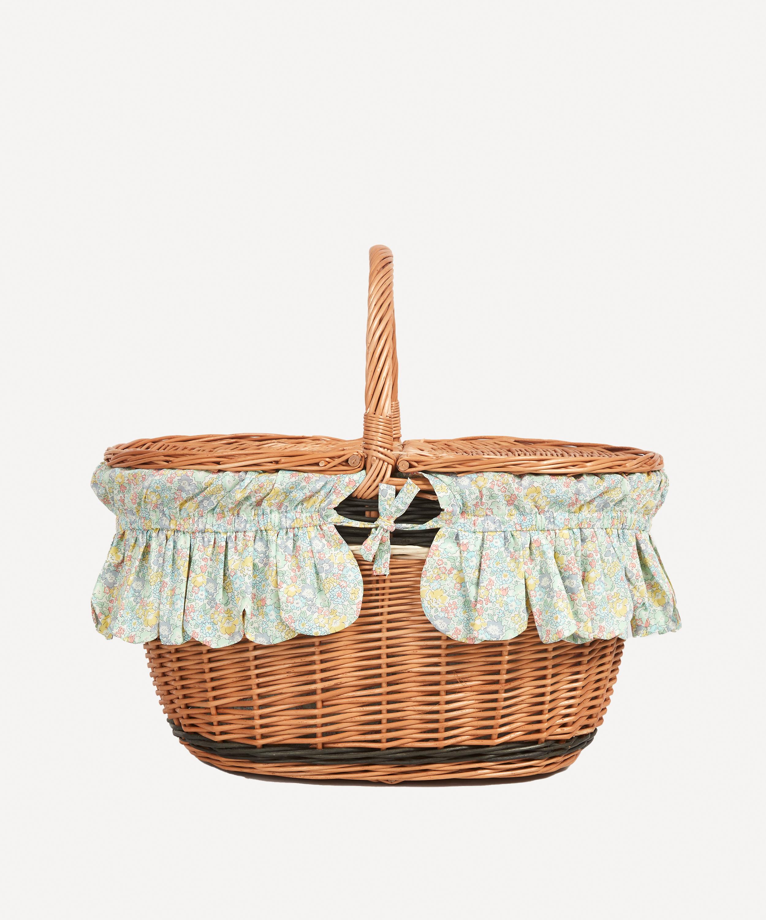 Coco & Wolf - Michelle Four-Person Filled Oval Wicker Picnic Basket image number 0