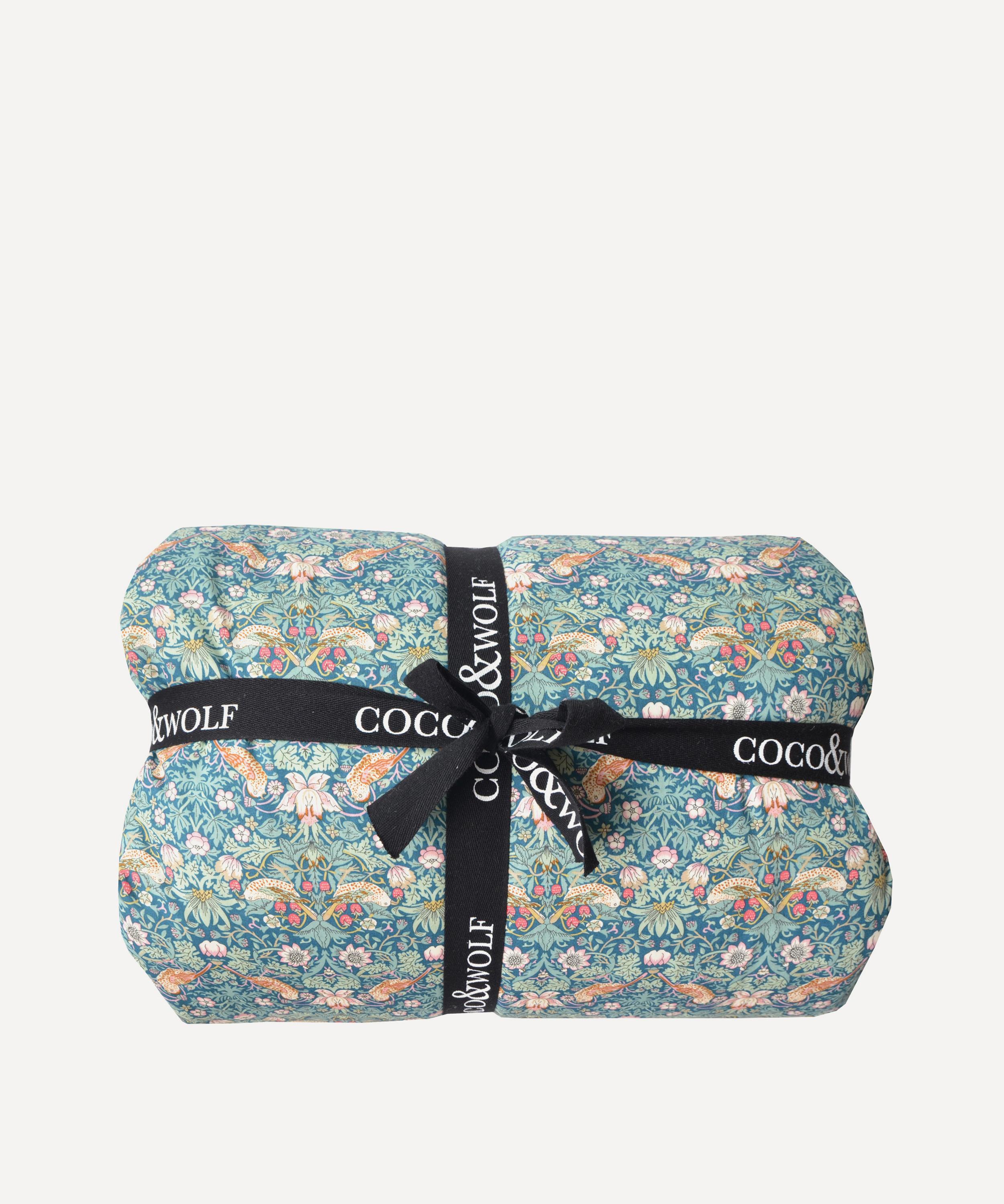 Coco & Wolf - Strawberry Thief and Wiltshire Organic Single Heirloom Quilt image number 0